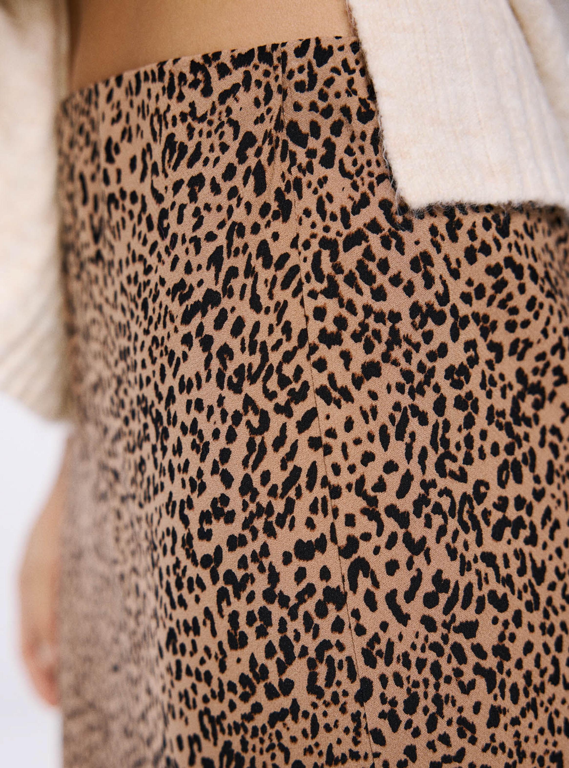 Falda Midi Estampado Leopardo-3
