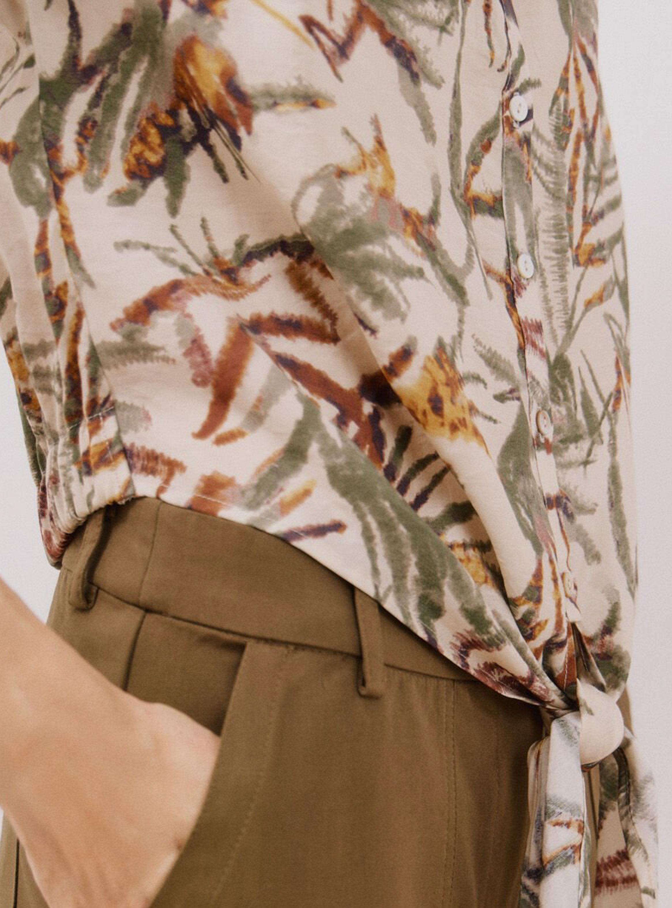 Camisa Estampada con Nudo-2