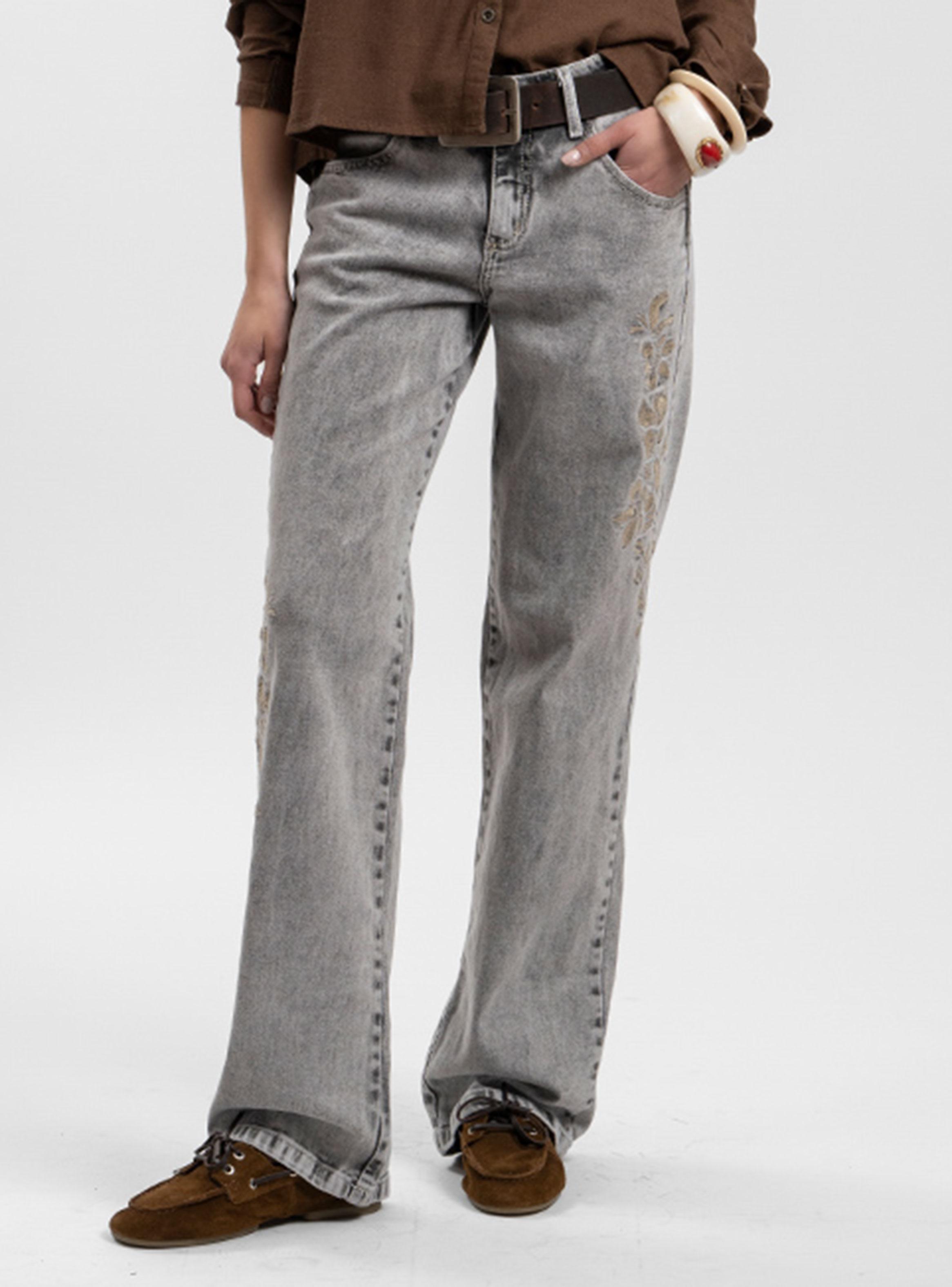 Jeans Recto Tiro Medio Amparo Gris-0