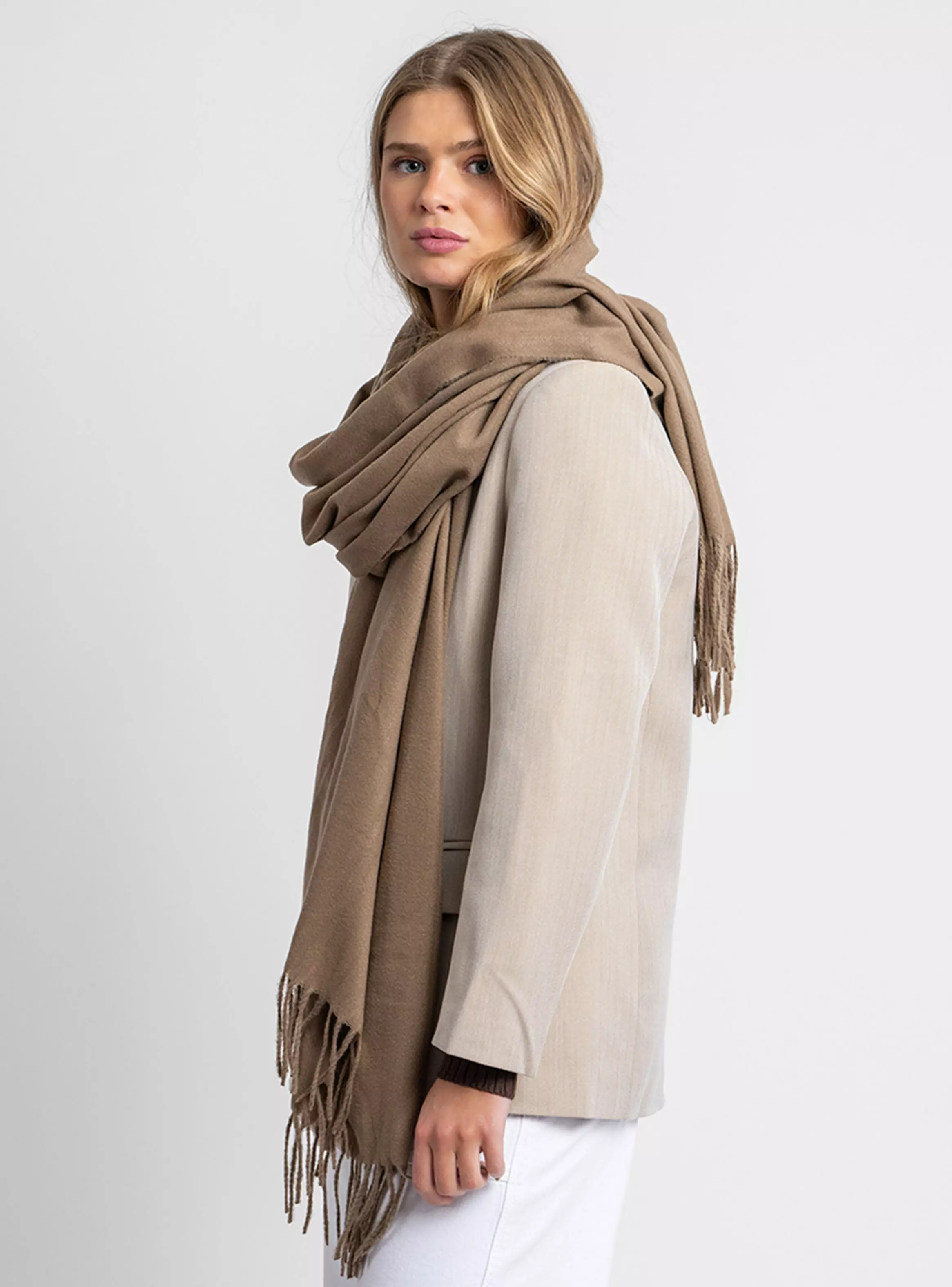 Bufanda Tejida Suave Beige-2