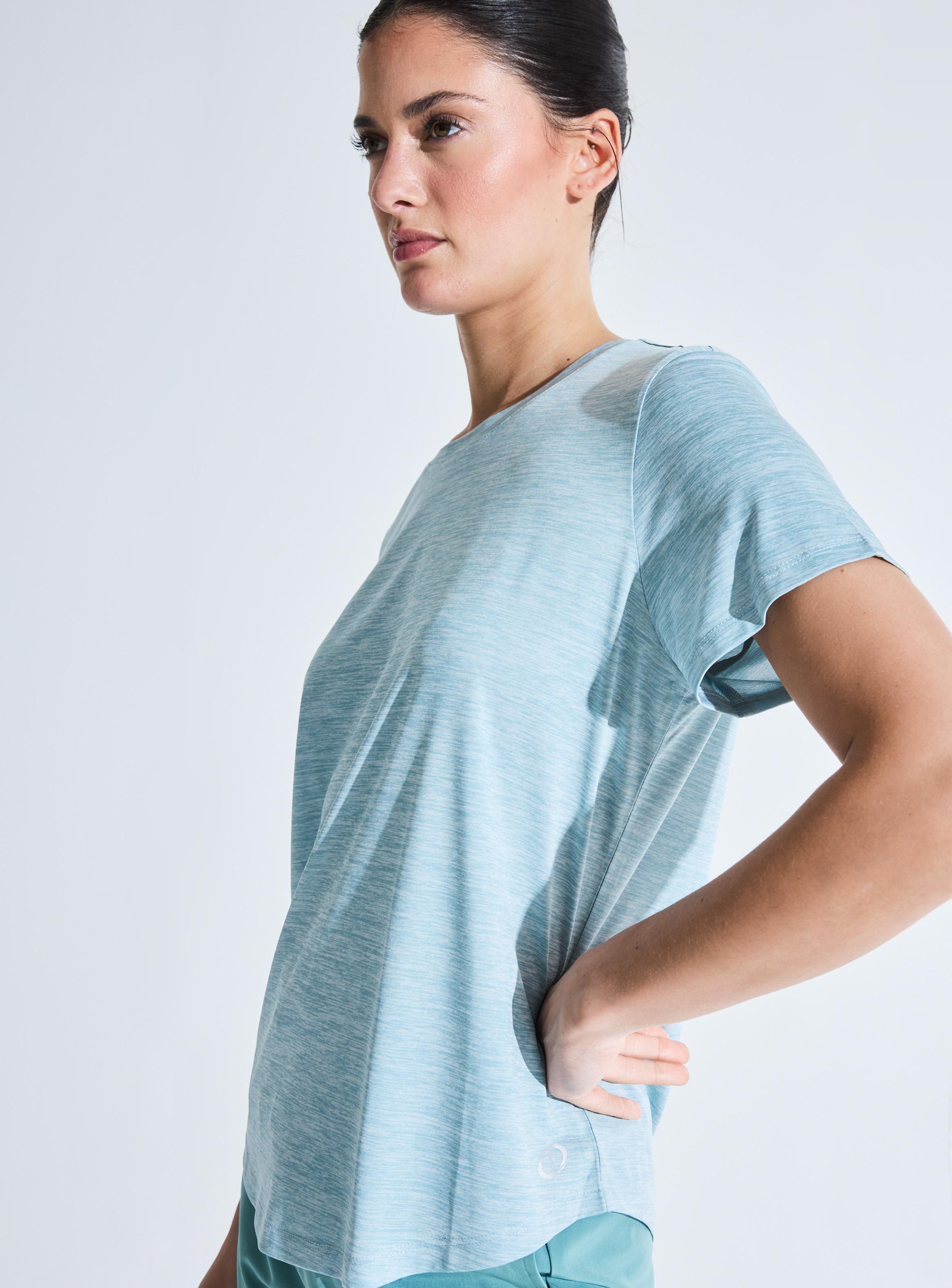 Polera Active Corte Curvo-2