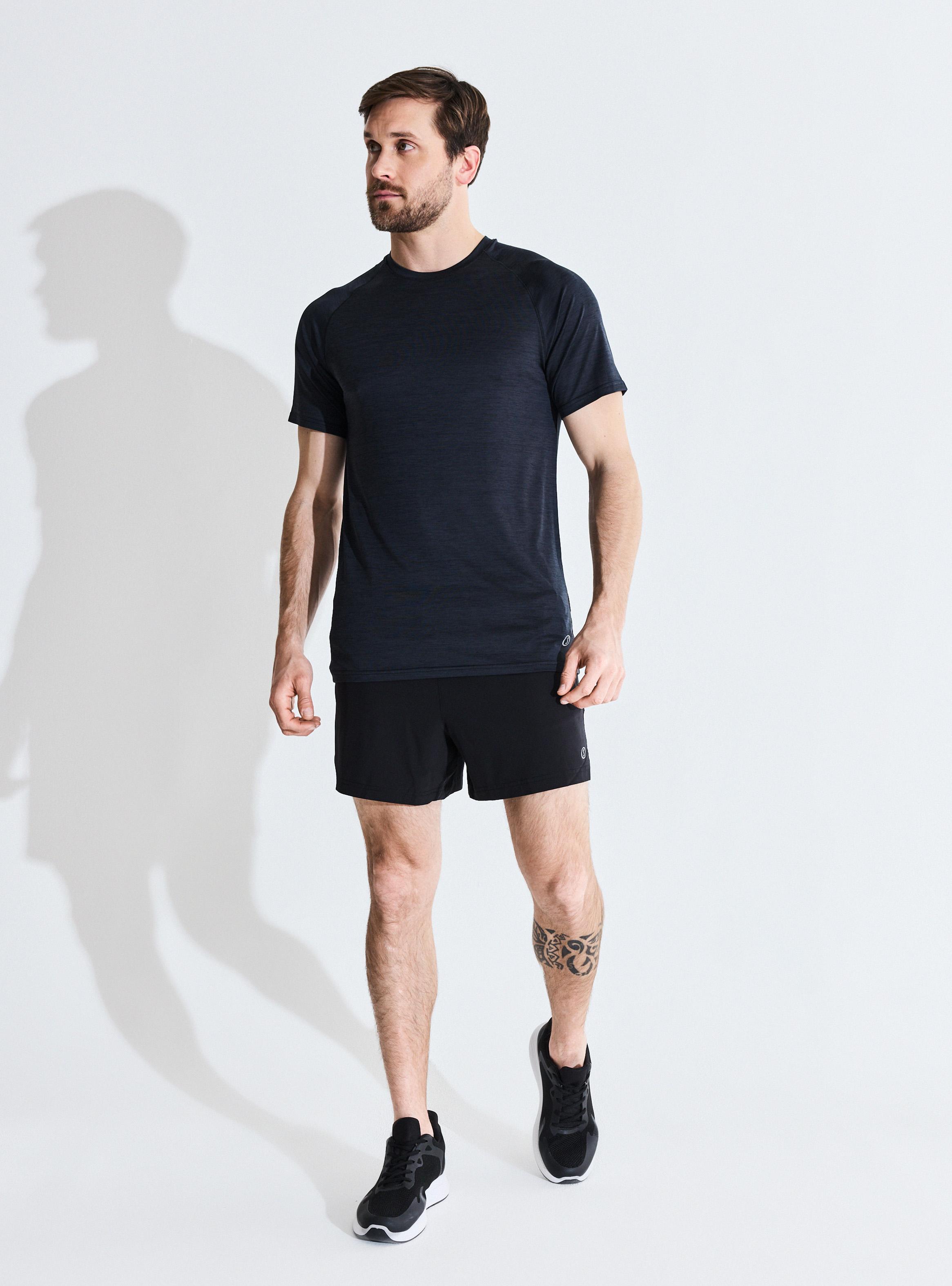 Polera Deportiva Tela Liviana Respirable-4
