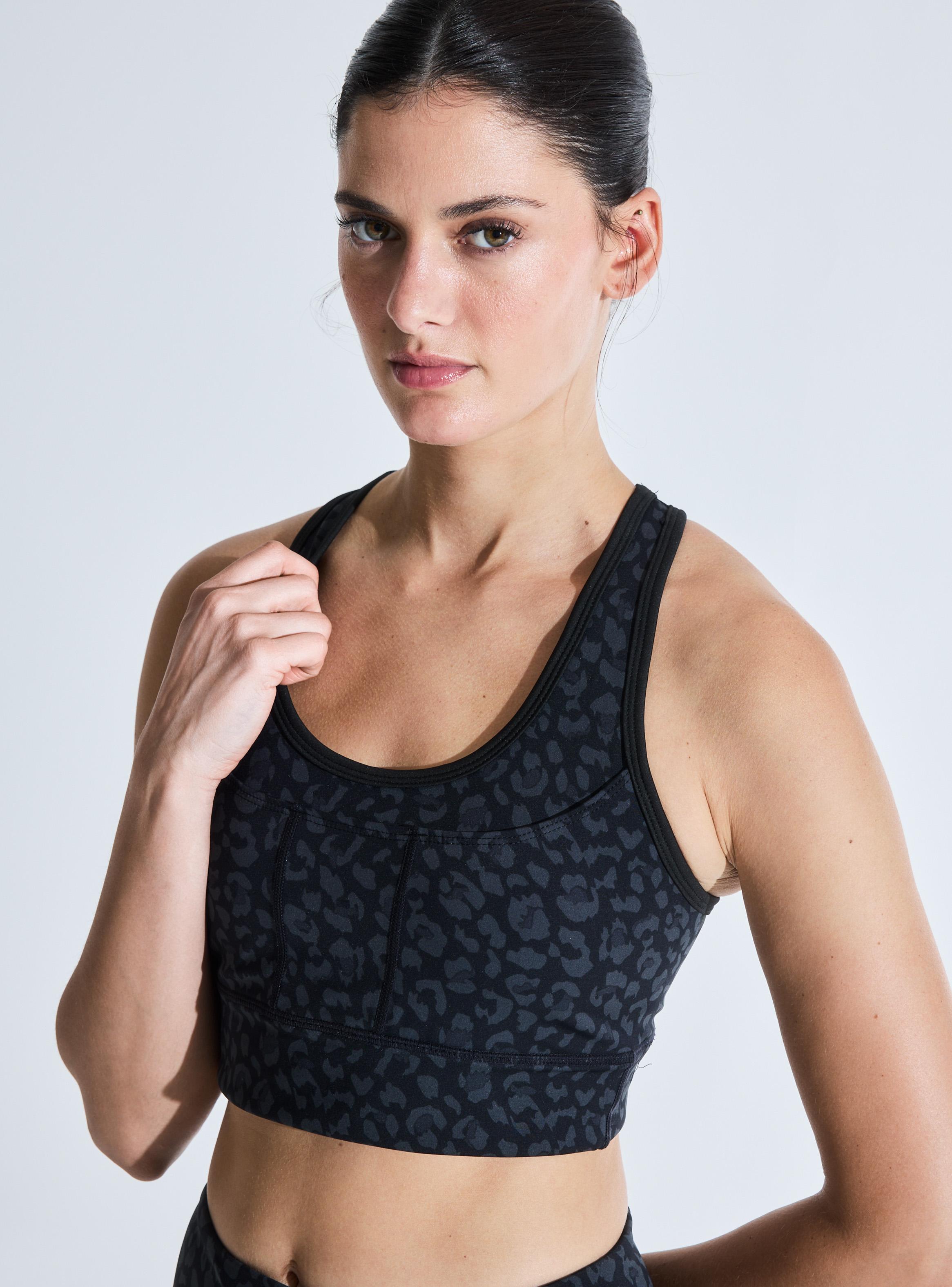 Peto con Cortes y Diseño Estampado-2