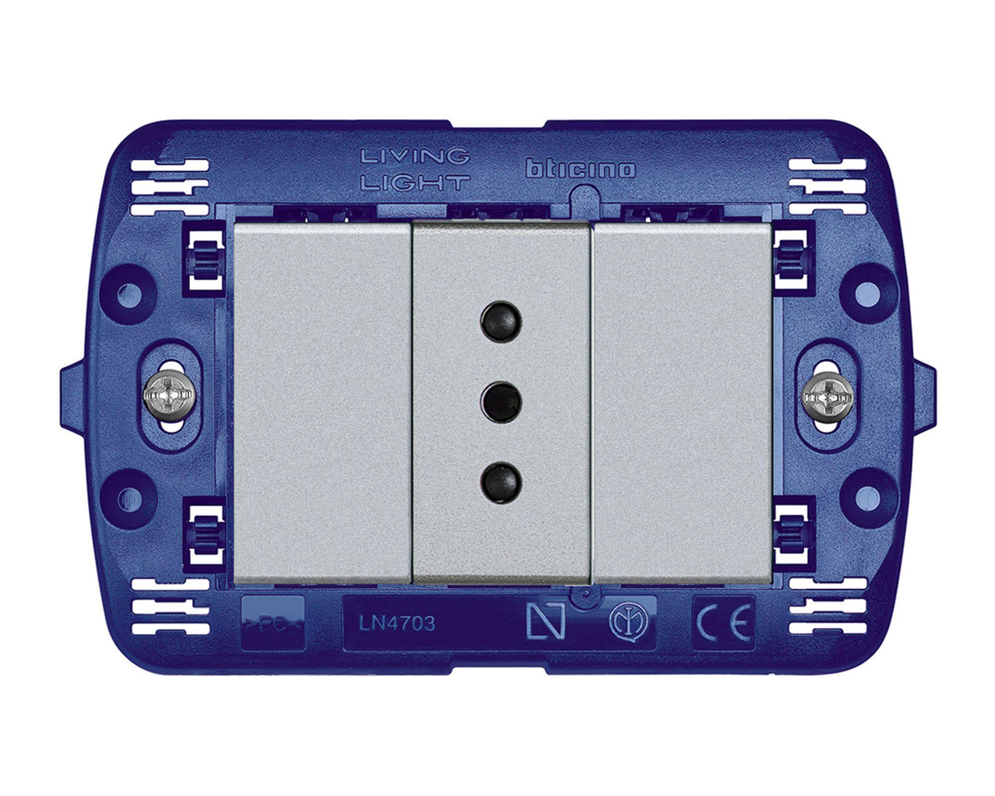Placa semiarmada tomacorriente simple 10A tech Bticino-0