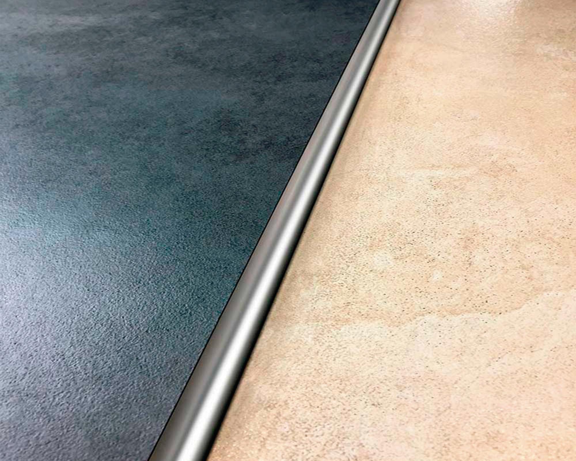 Guardacanto 9x15 mm 2.44 metros Cromo gris-2