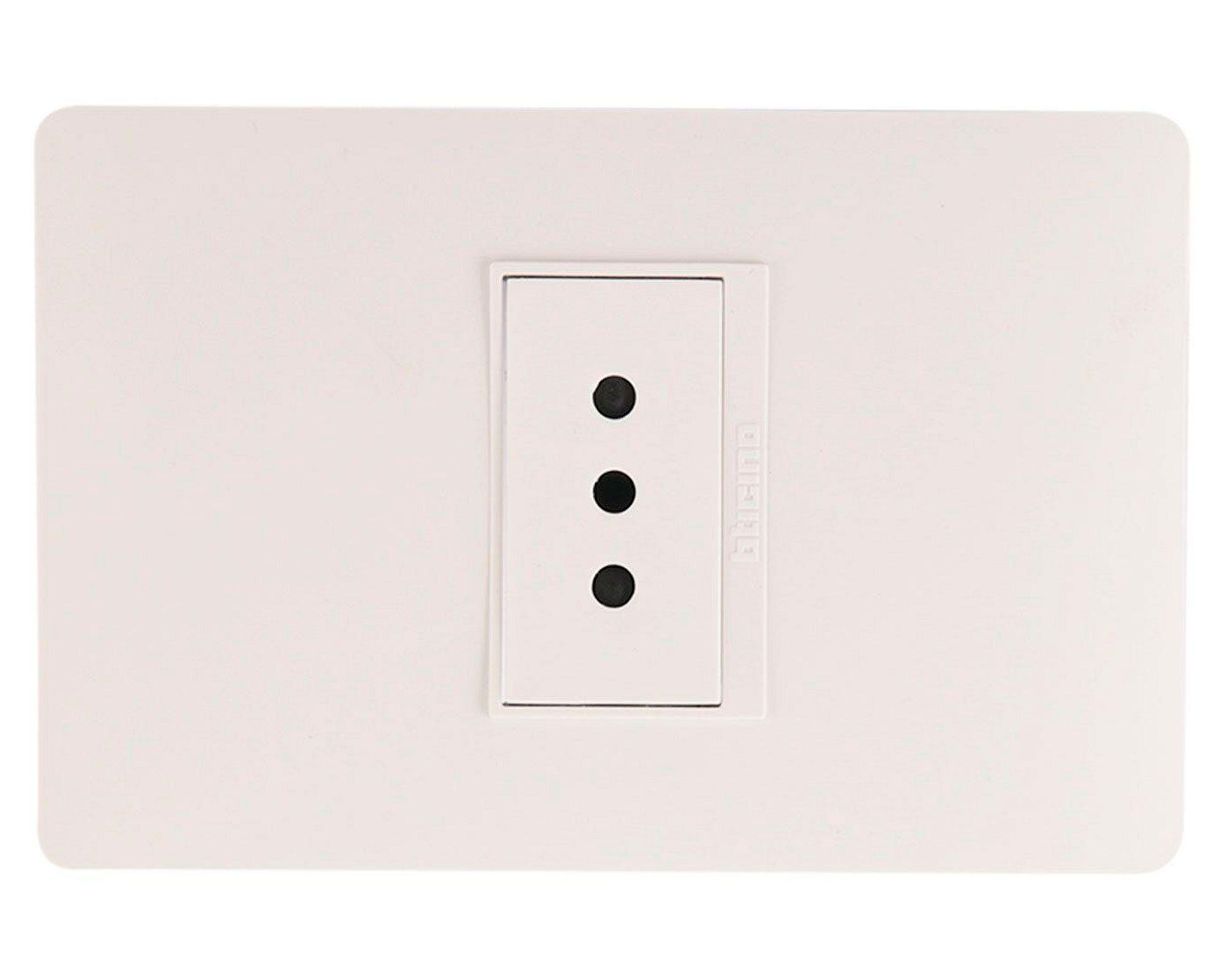 Enchufe armado 10A 250V 2P+T blanco Bticino-0
