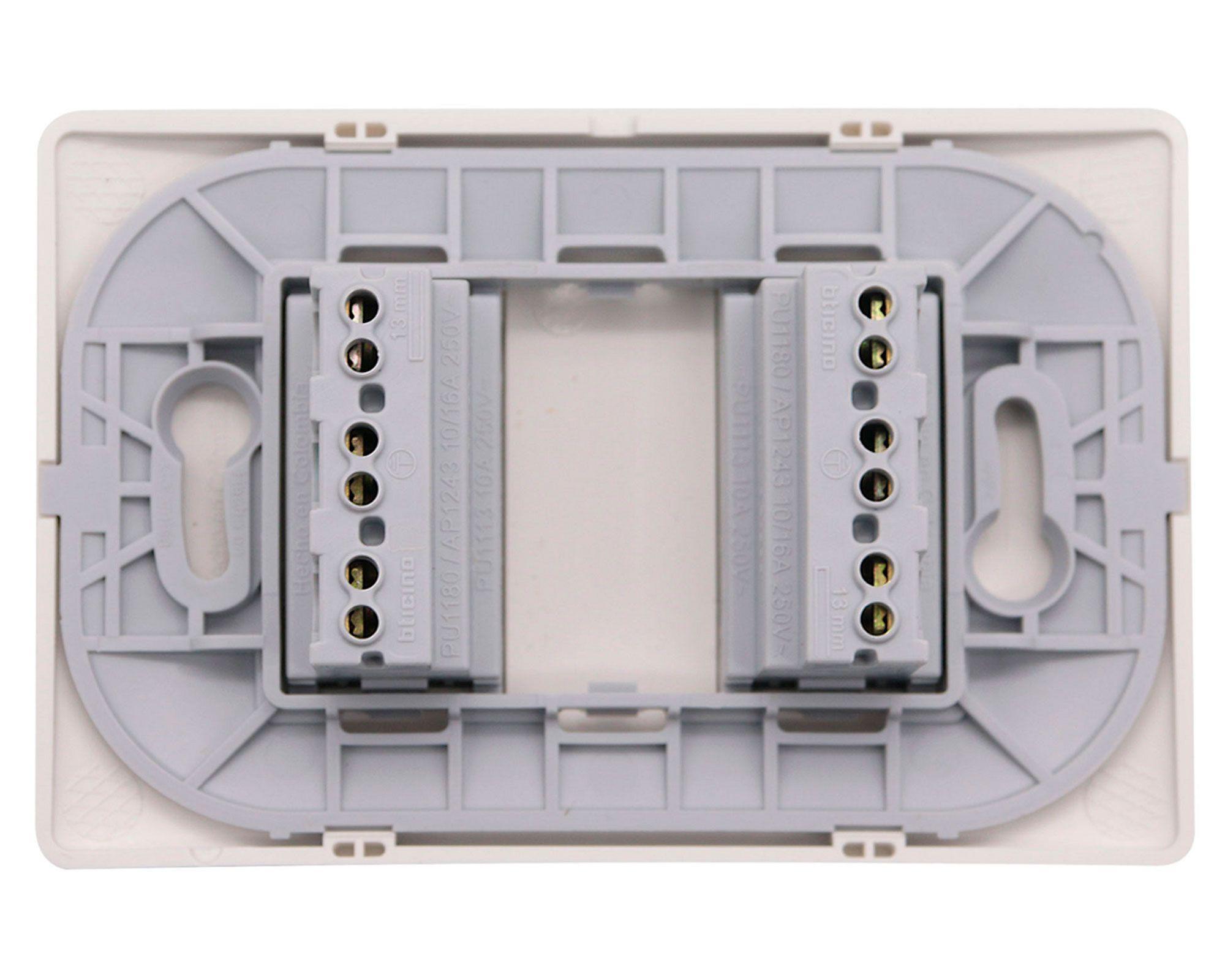 Placa armada tomacorriente doble 10/16A 2P+T Luzica blanco Bticino-1