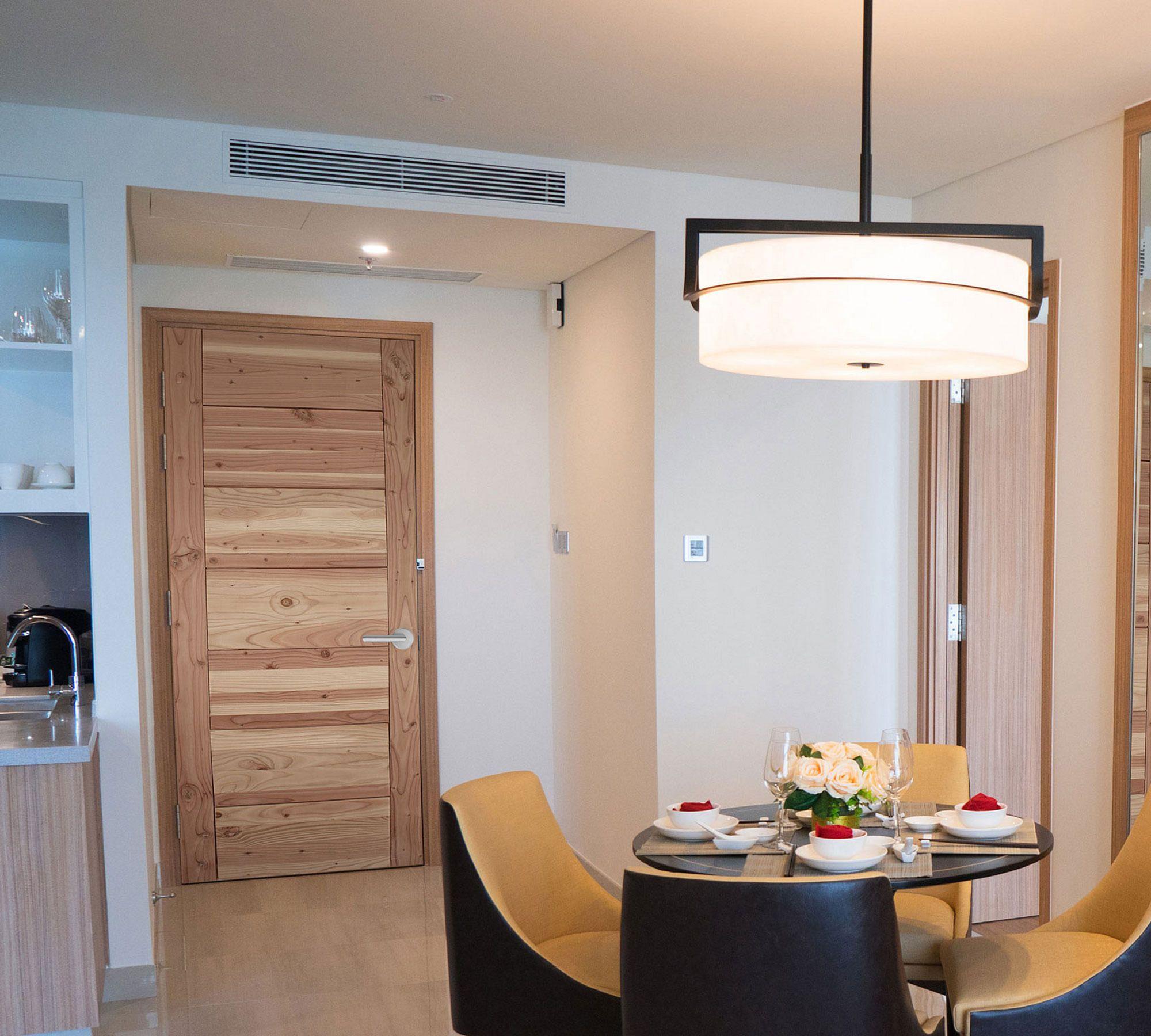 Puerta Pino Oregón Martina 85x210 cm AFN-0