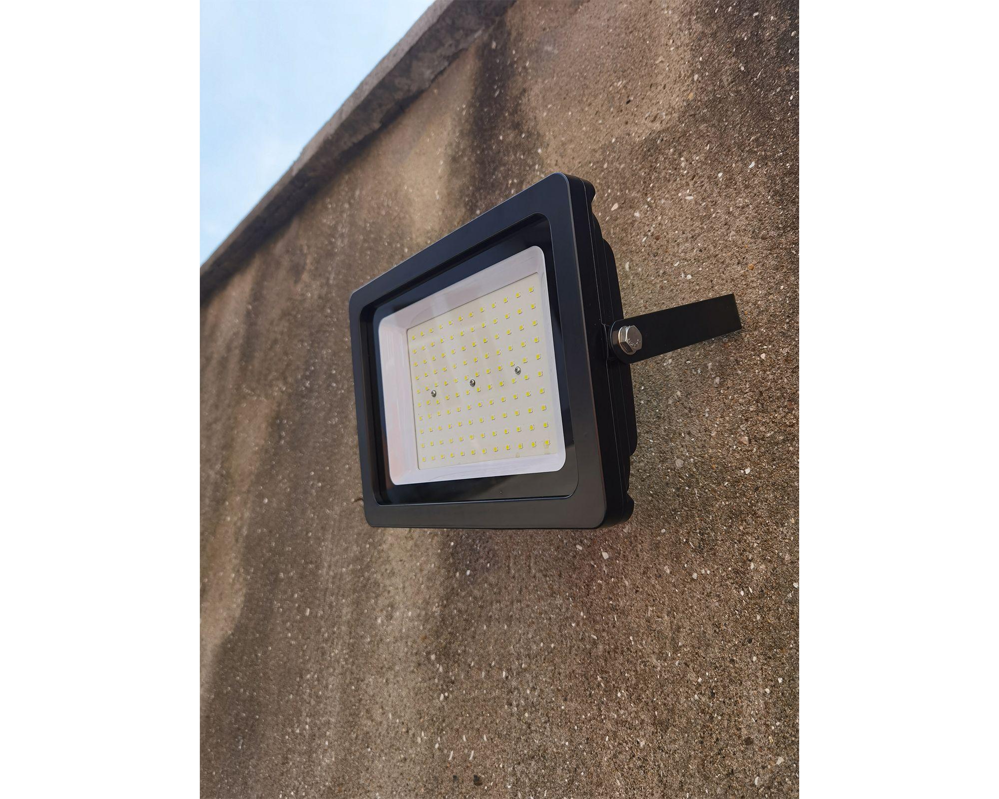 Reflector LED 1 Luz Fría 100W-3