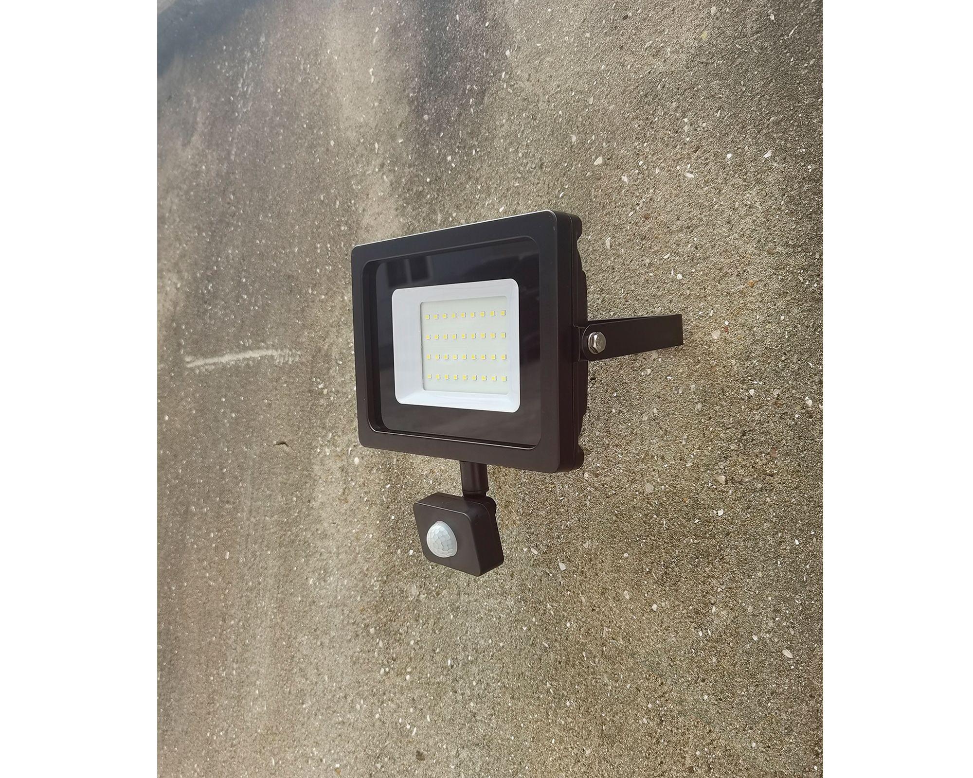 Reflector Led 30W plano negro-3
