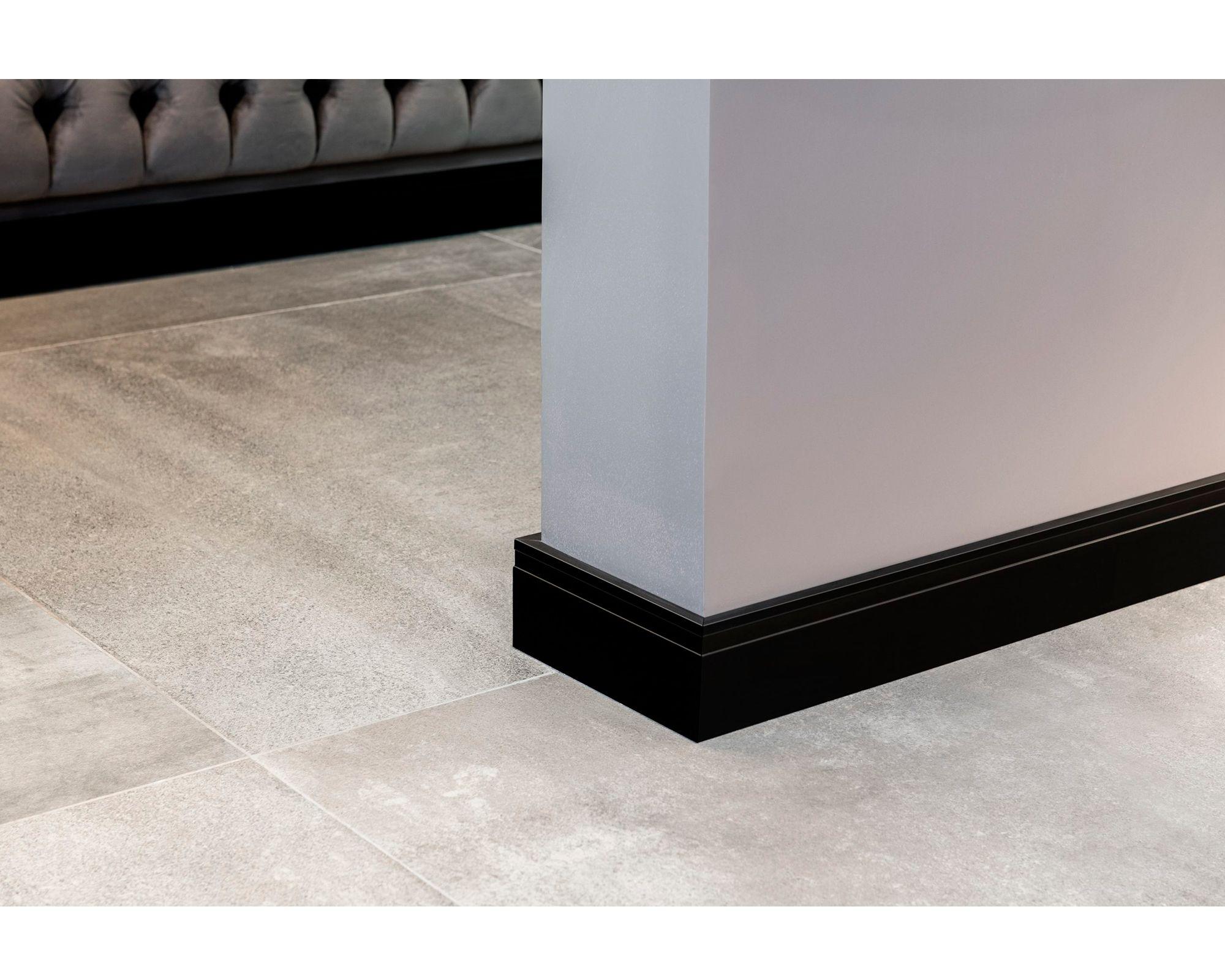 Guardapolvo 100 mm x 2.4 m Extraline EPS negro mate-3