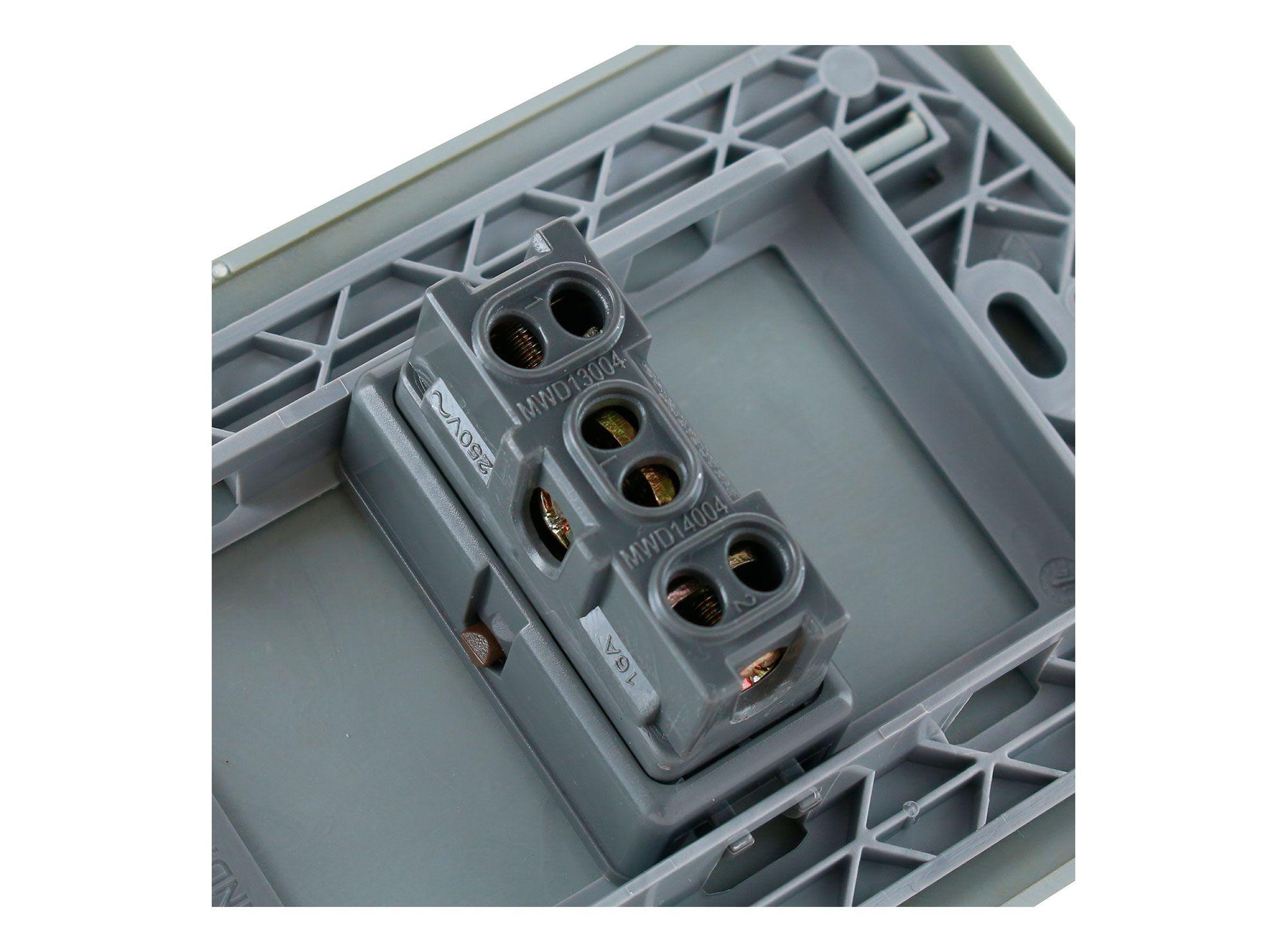 Placa armada interruptor conmutador 16A 9/24 Génesis dorado Schneider-4