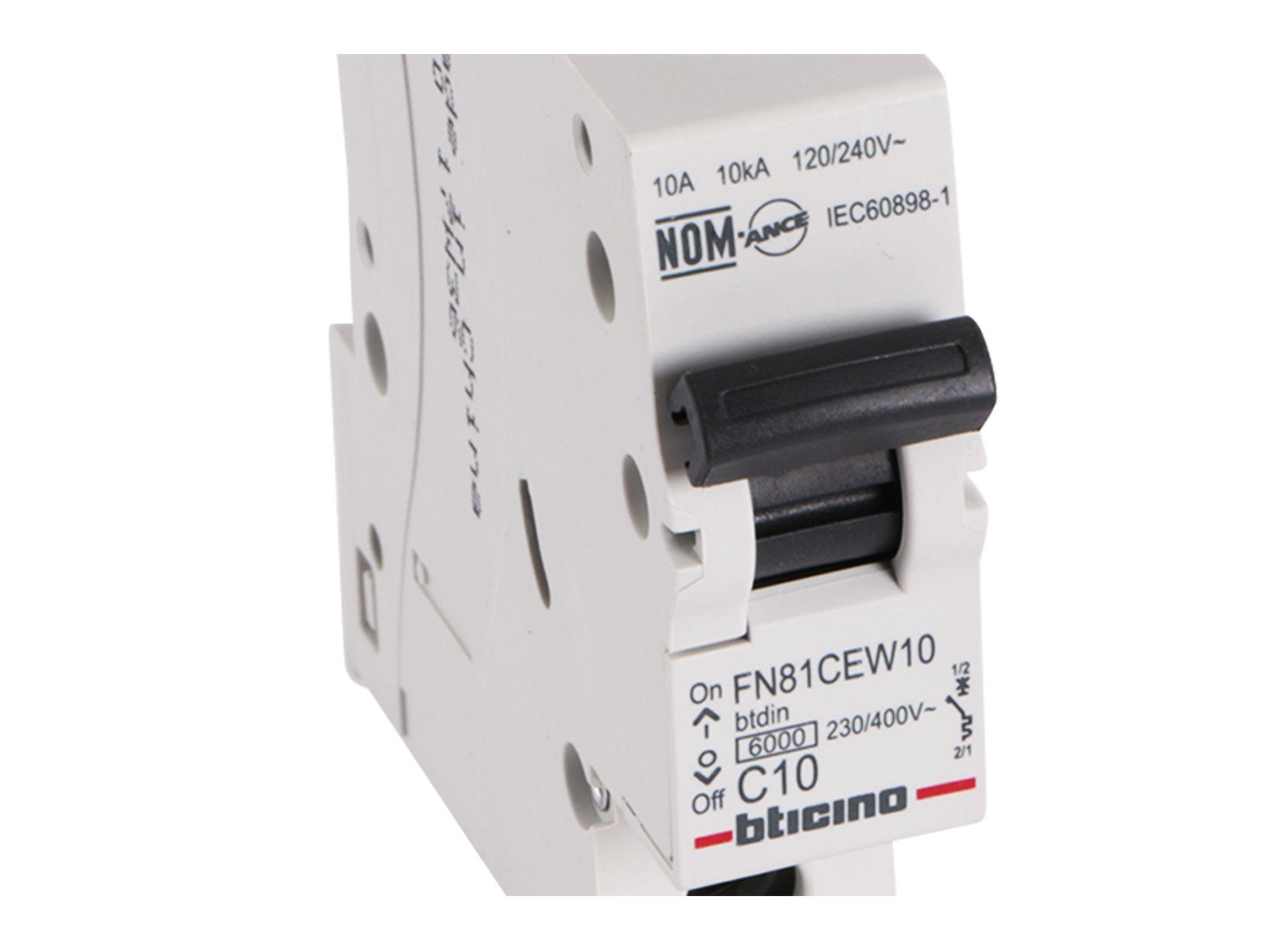 Interruptor automático 10 a termomagnético Bticino-1