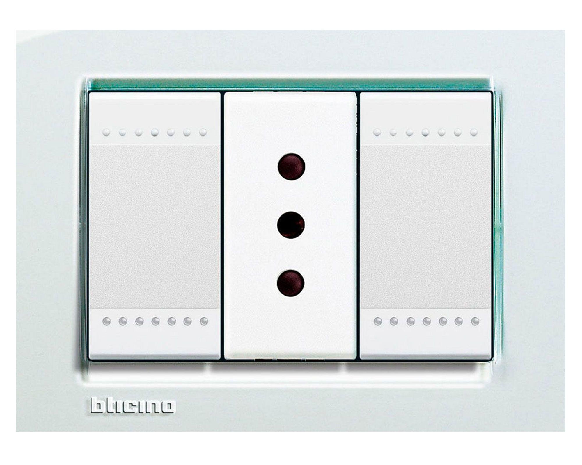 Interruptor simple con placa Kristal Bticino-1