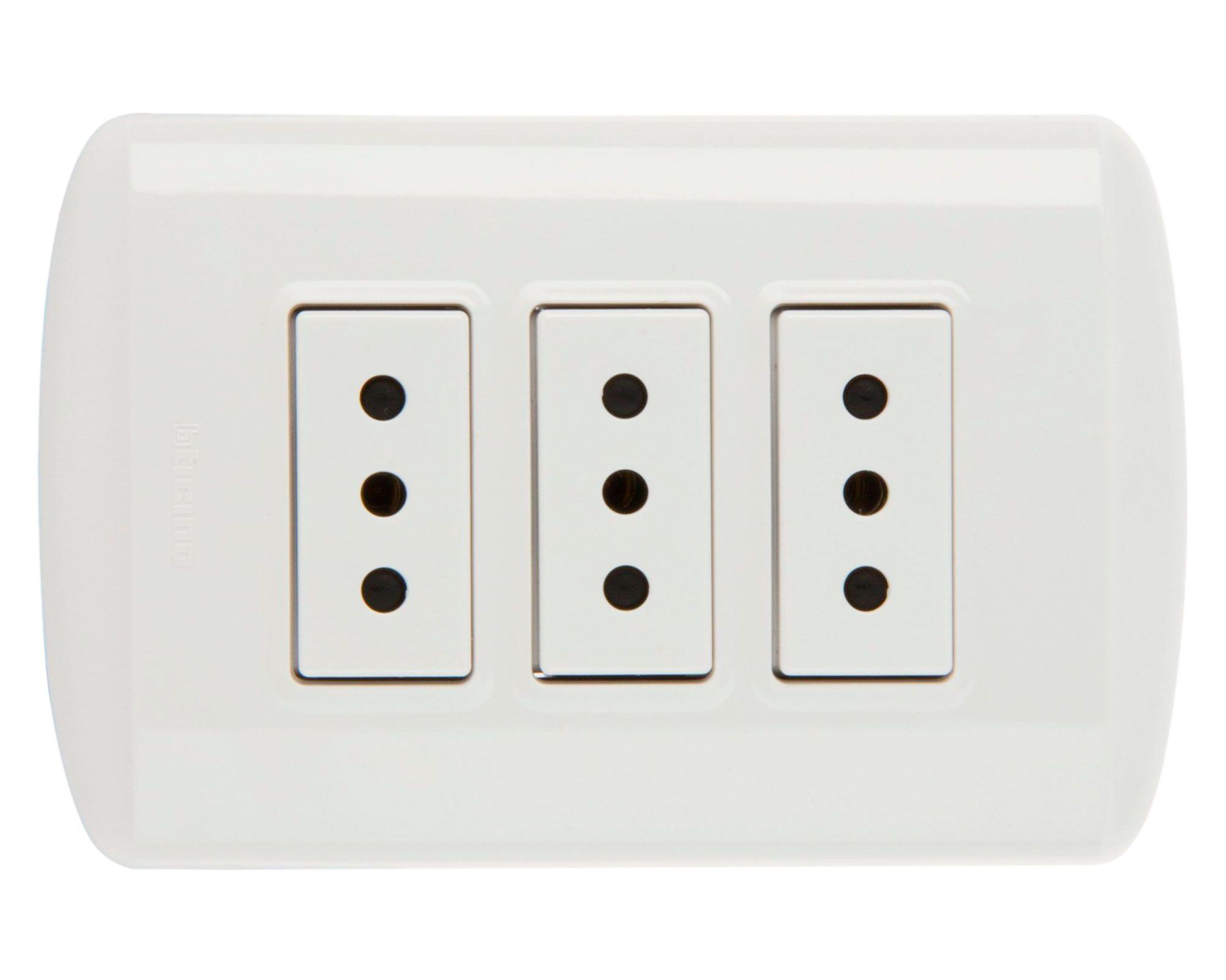 Toma corriente triple 10 a modus blanco Bticino-0
