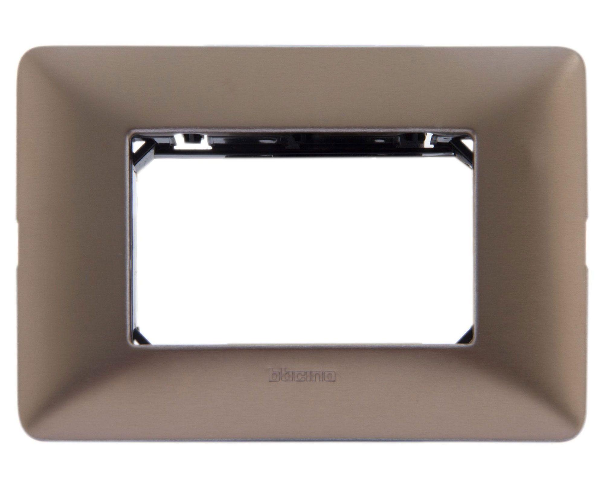 Placa para 3 módulos + soporte mátix Bticino-0