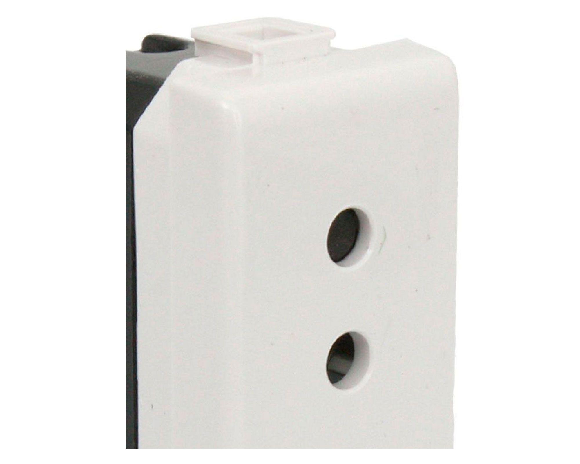 Modulo enchufe hembra 10 a 2 p+t blanco matix Bticino-1