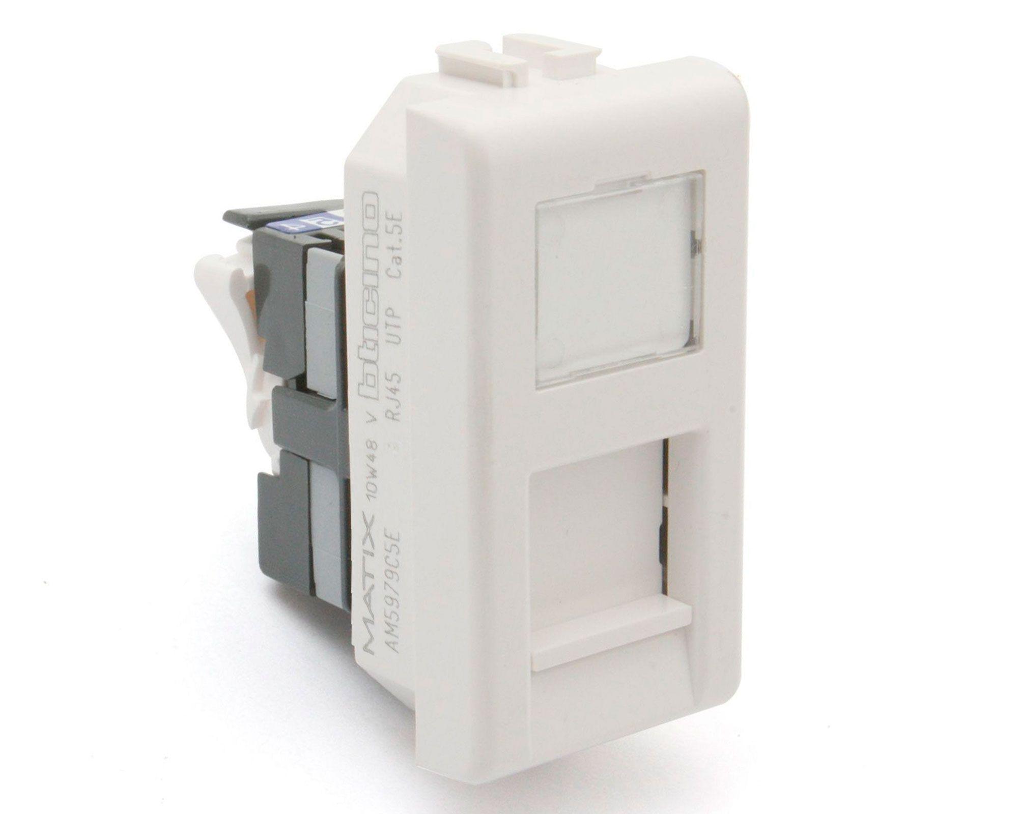 Modulo enchufe rj 45 5 e blanco matix Bticino-0