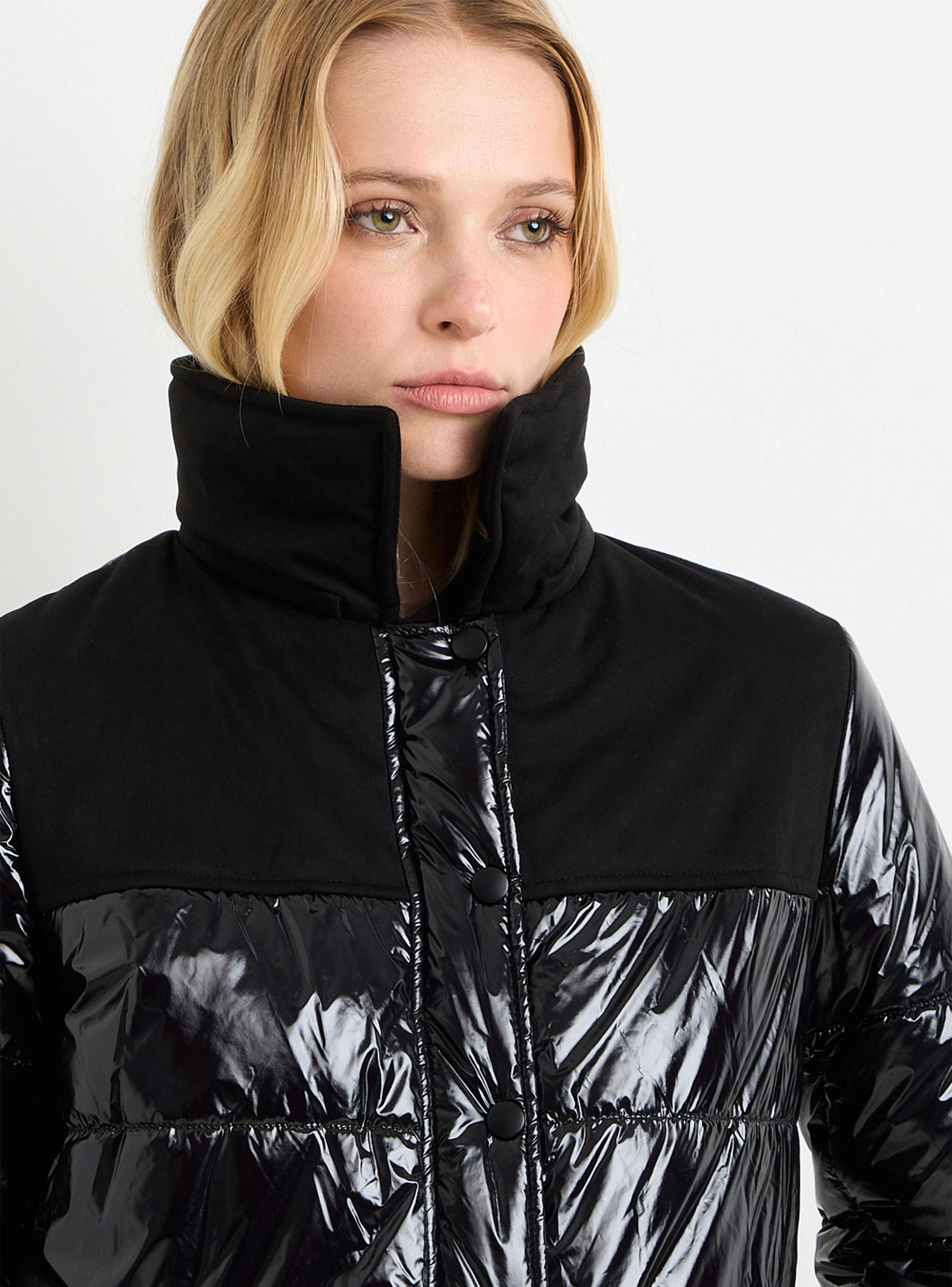 Parka Canesú en Suede y Capucha-2