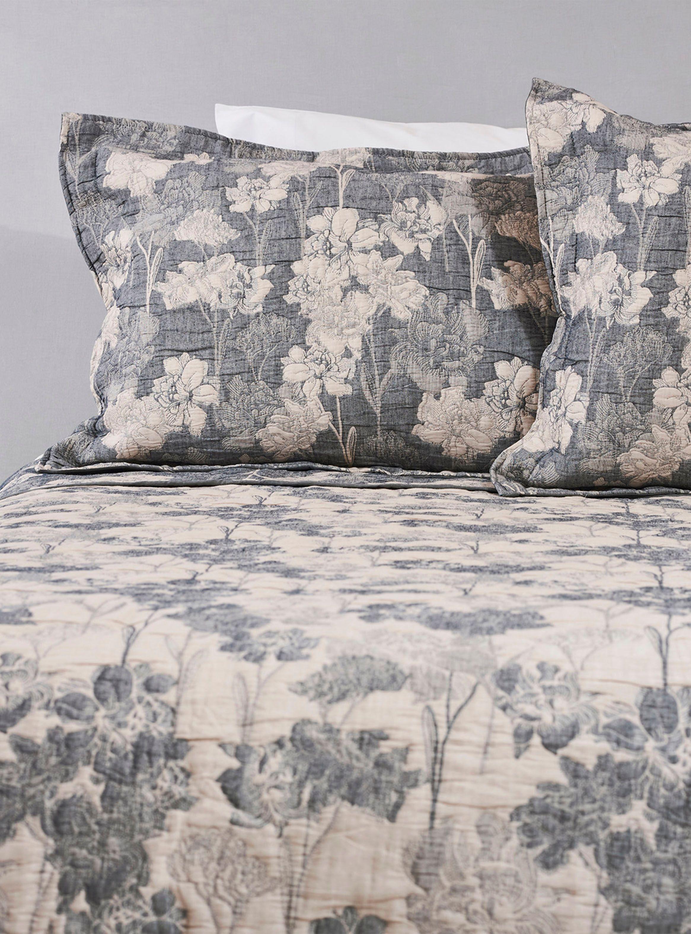 Cubrecama Jacquard Lirios Azul 2 Plazas-1