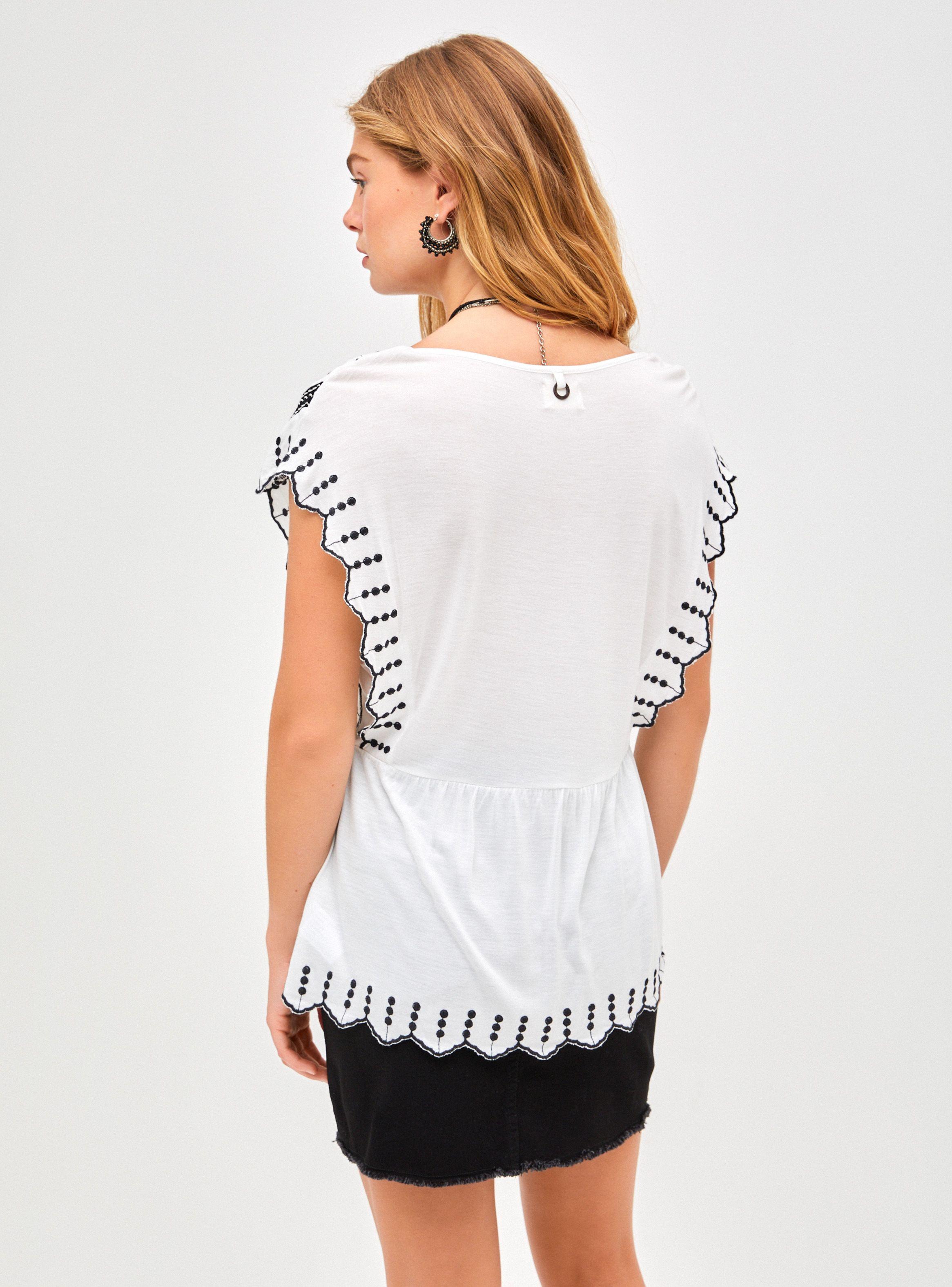 Polera Bordada En Contratono-1