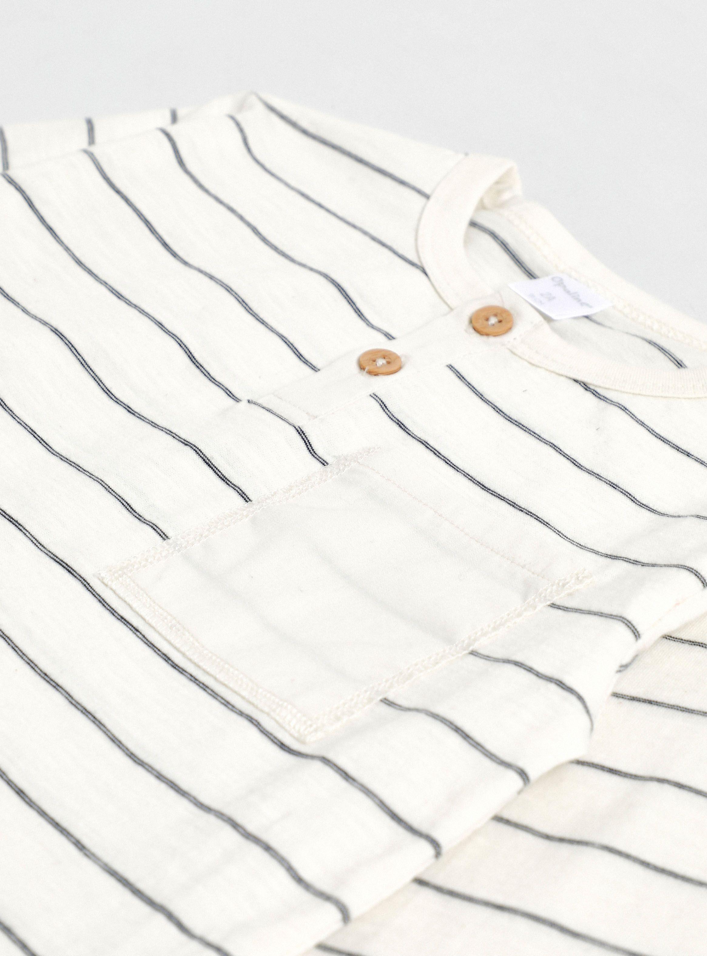 Polera con Botones y Bolsillo 1-2