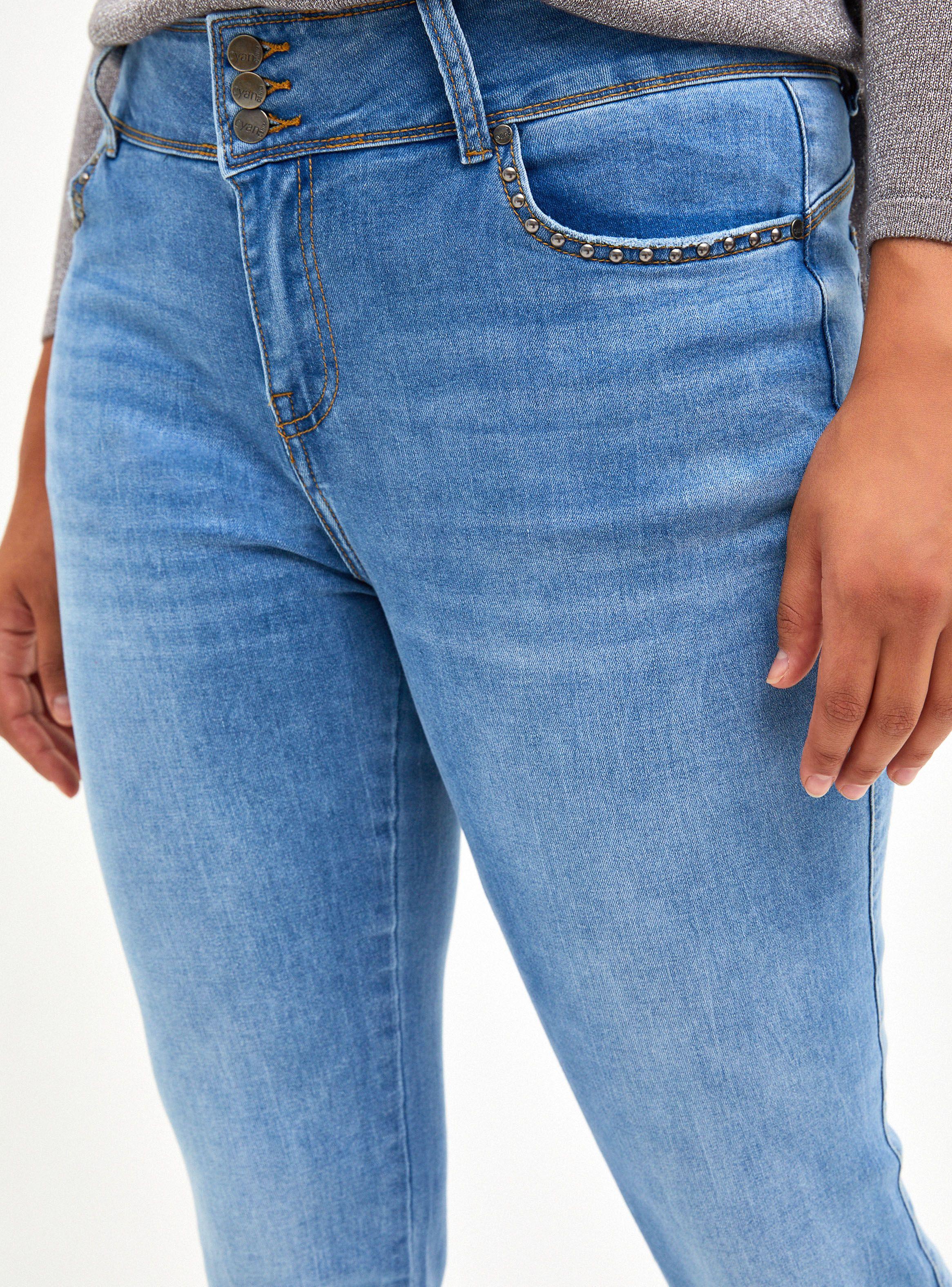 Jeans Tiro Medio 3 Botones-2