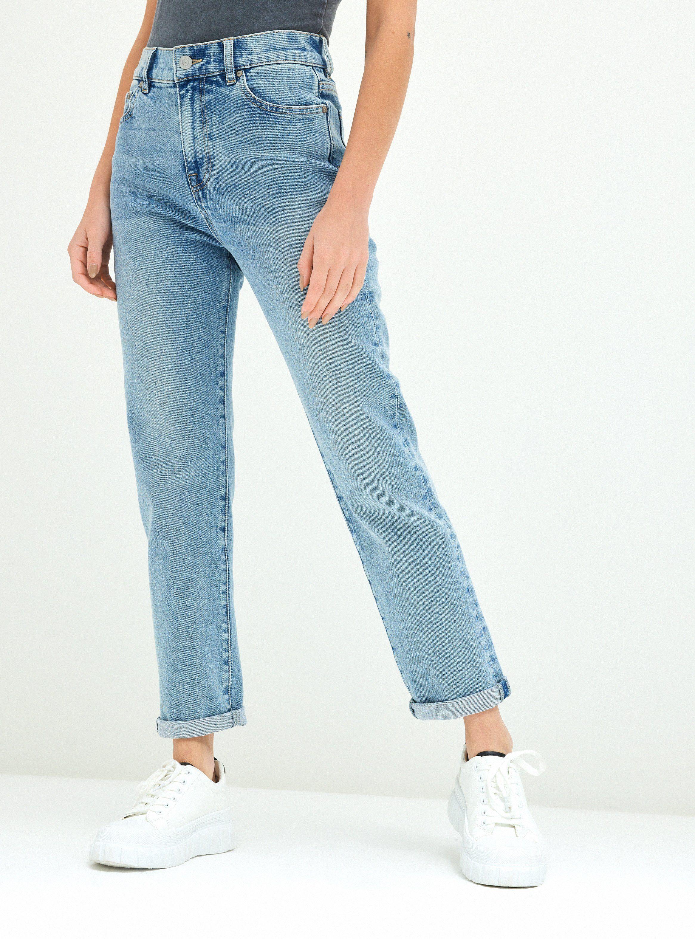 Jeans Mezclilla Básico Straight Fit-0