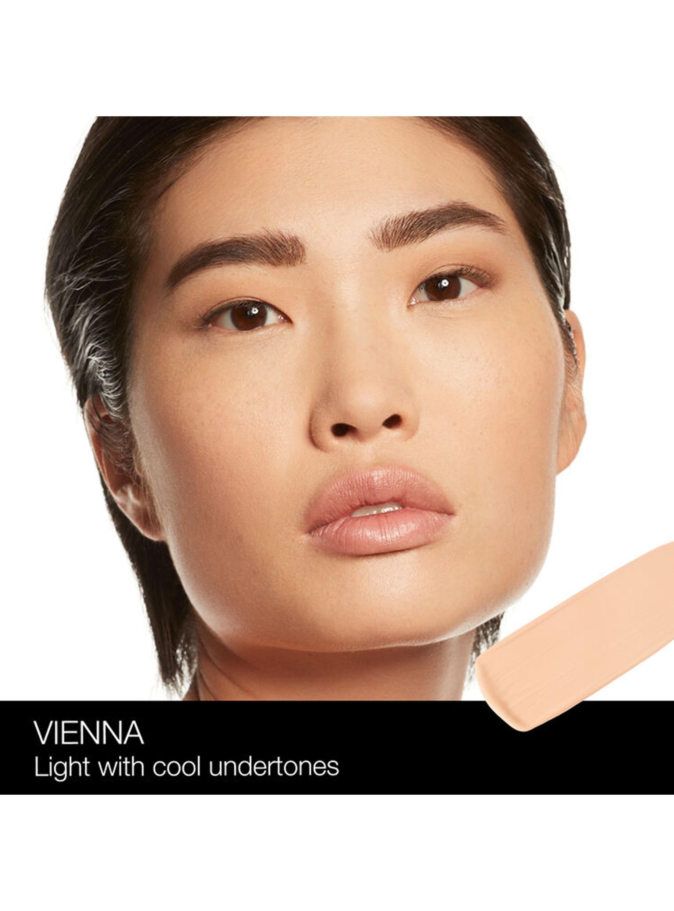 Soft Matte Foundation Vienna-2
