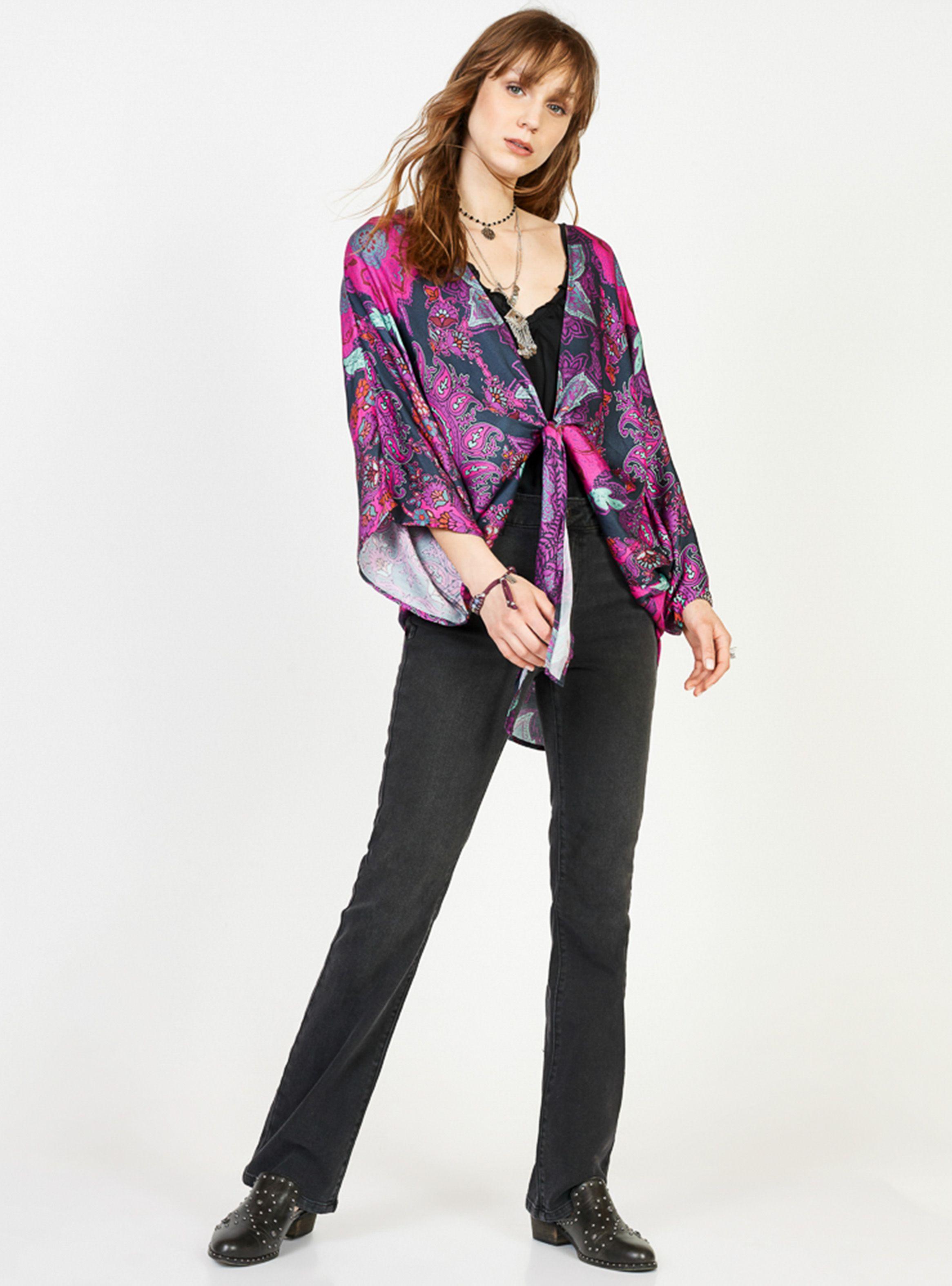 Blusa Nudo Print Manga Corta-3