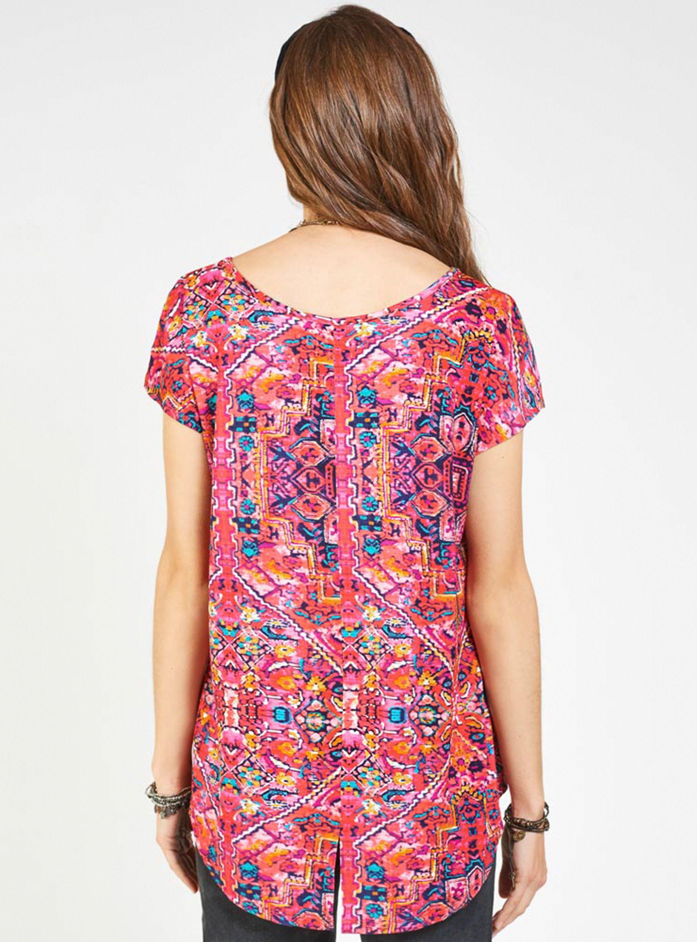 Polera Manga Corta Printeada Umbrale Woman-1