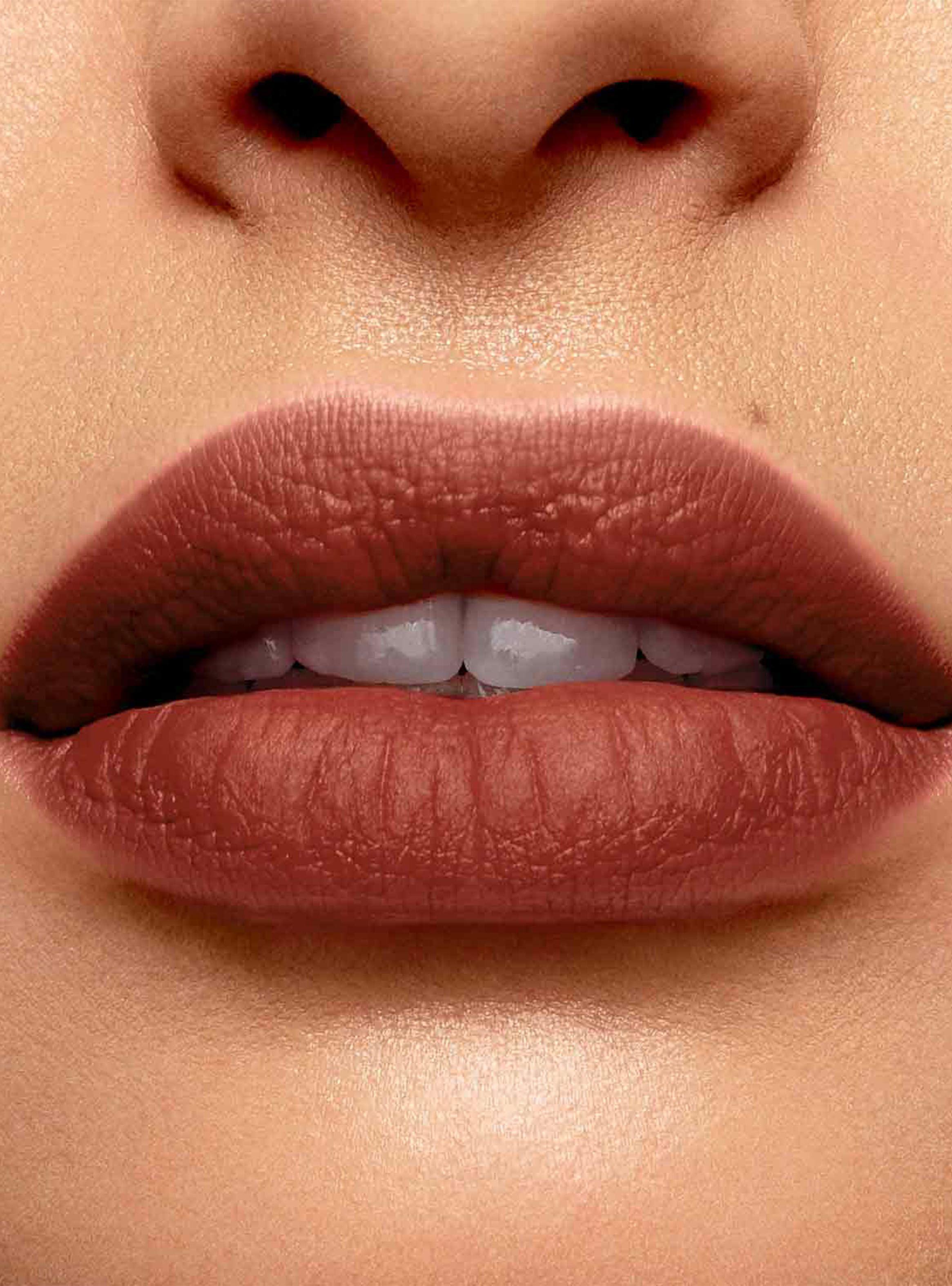 Labial L'Absolu Rouge Intimatte 299 French Cashmere  3.4g-4