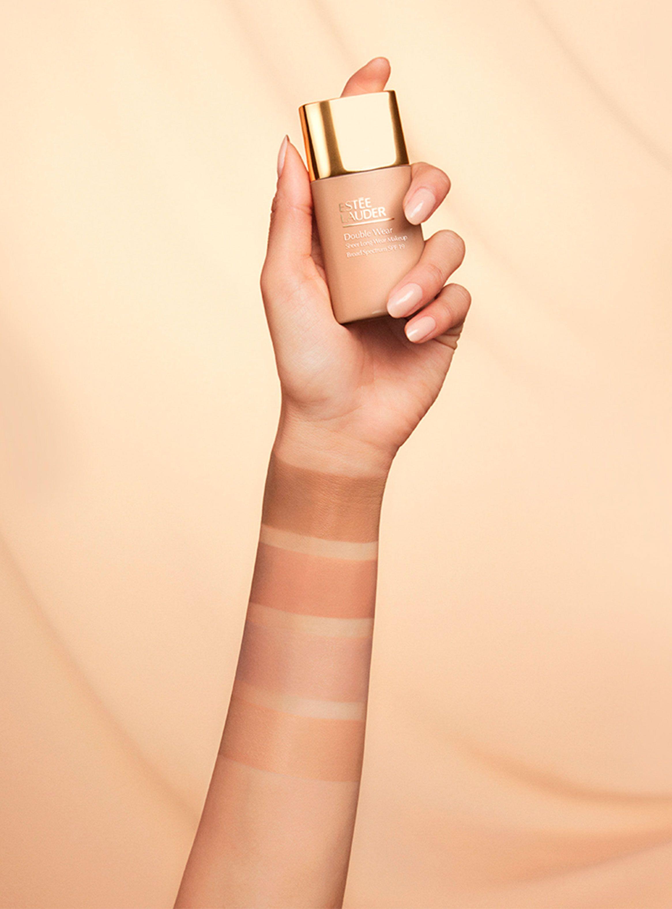 Base De Maquillaje Double Wear Sheer Matte Makeup SPF 20 4N1 Shell beige Estée Lauder-3