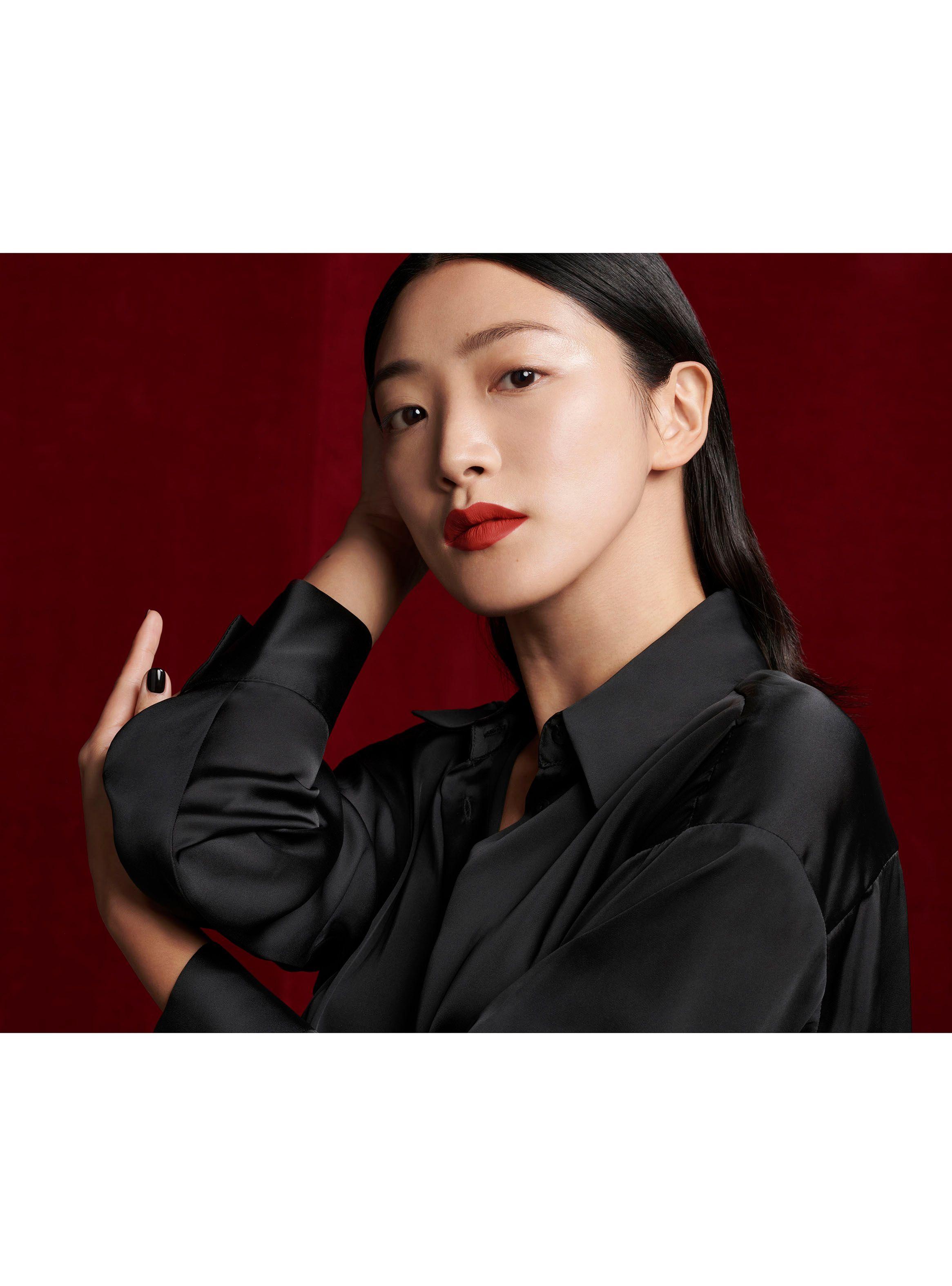 Labial The Slim Velvet Radical 28 True Chili-3