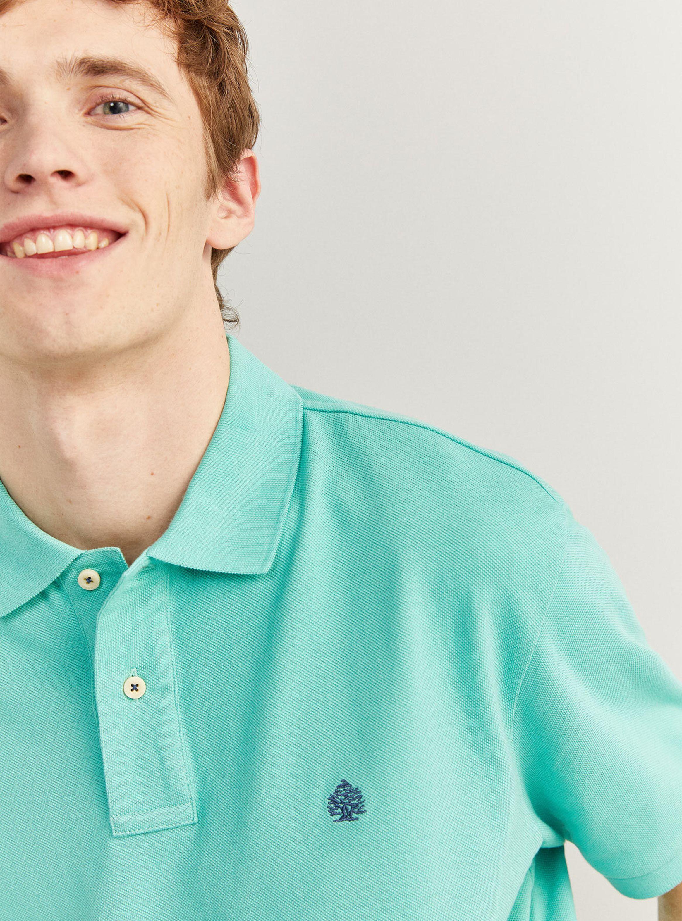 Polera Bordado Frontal Árbol Polo Piqué Básico-2