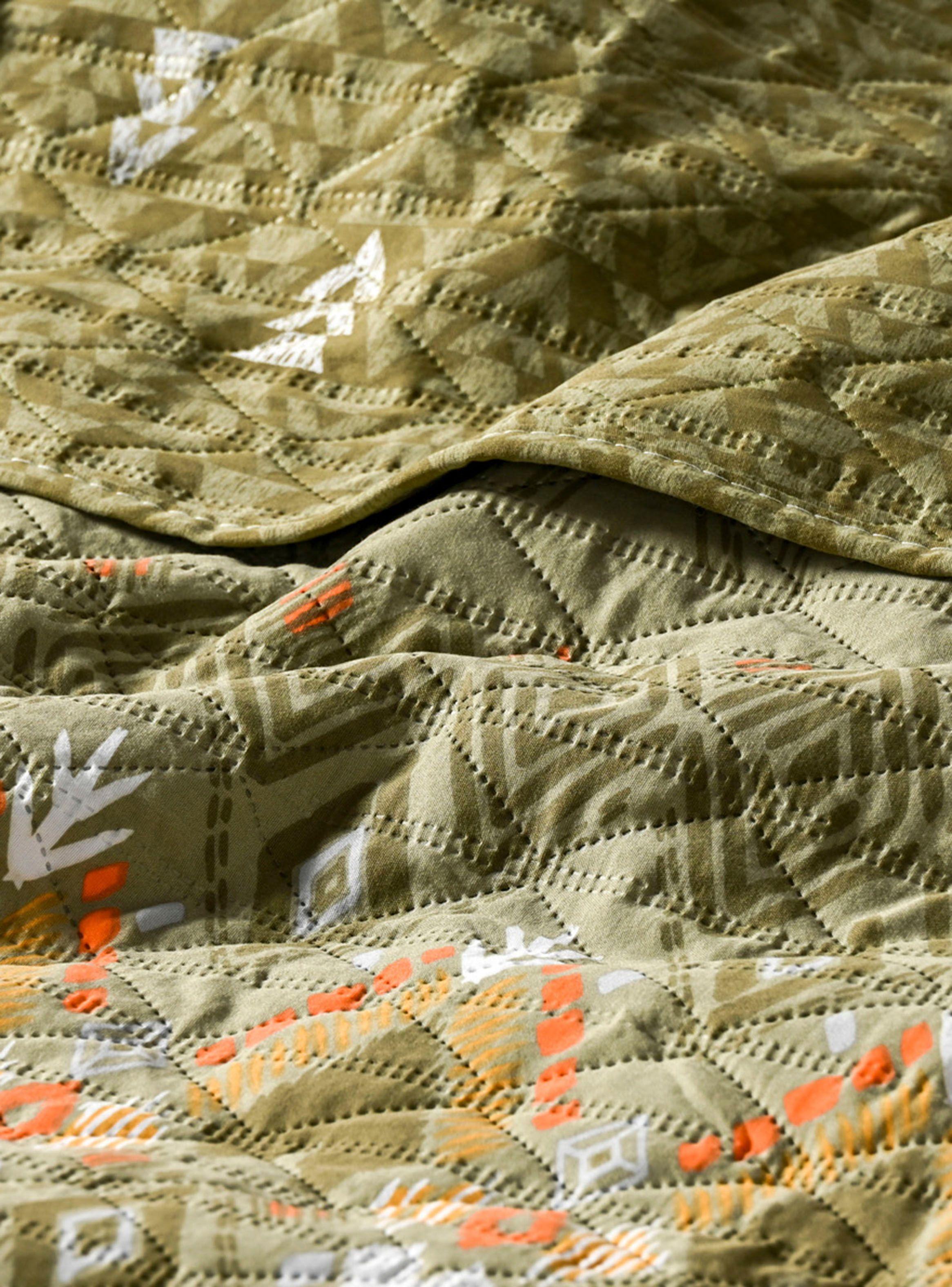 Quilt American Family Microfibra Estampado Goblin 1.5 Plazas-1