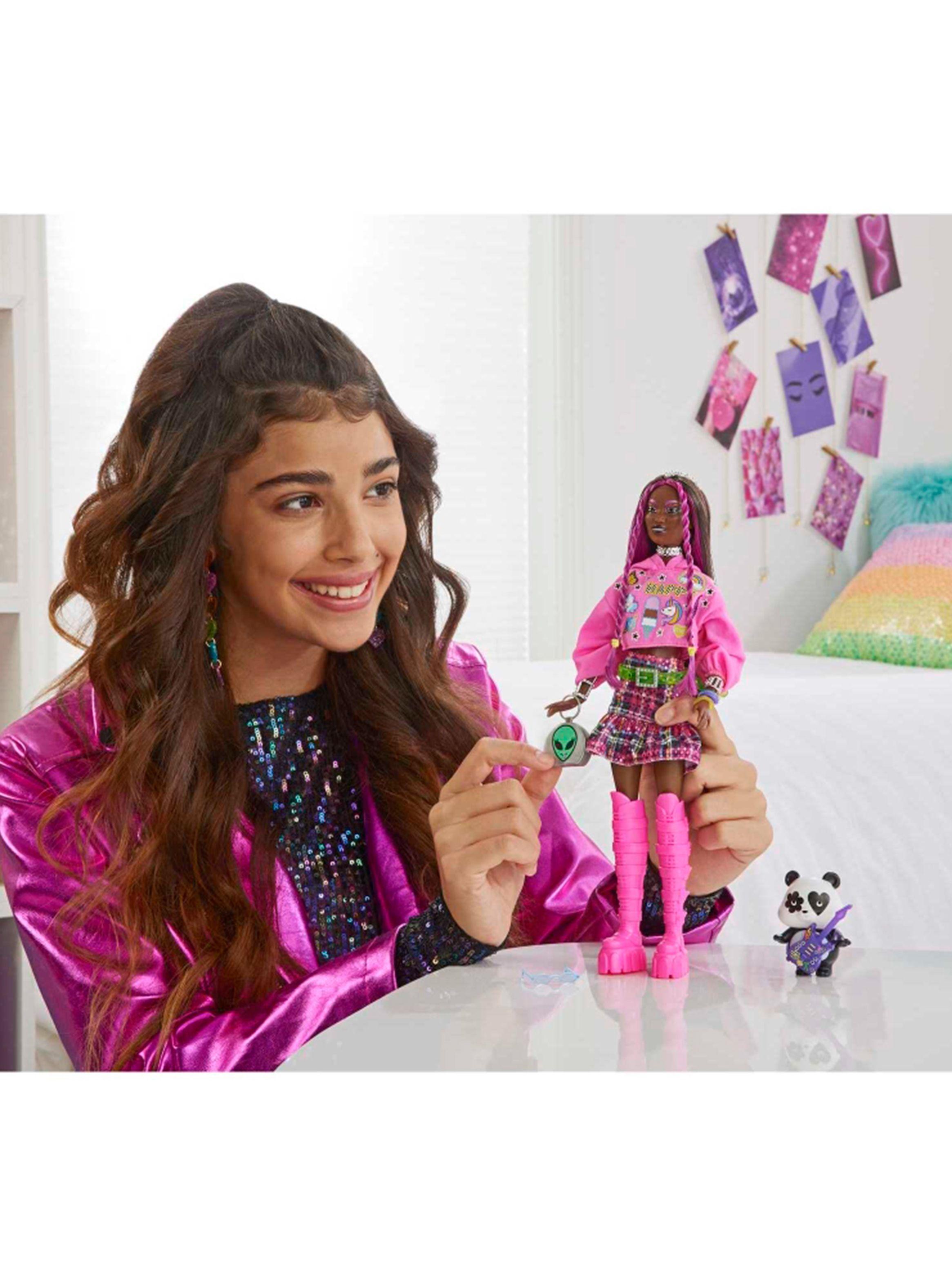 Muñeca Cabello Rosa y Pop Punk-2