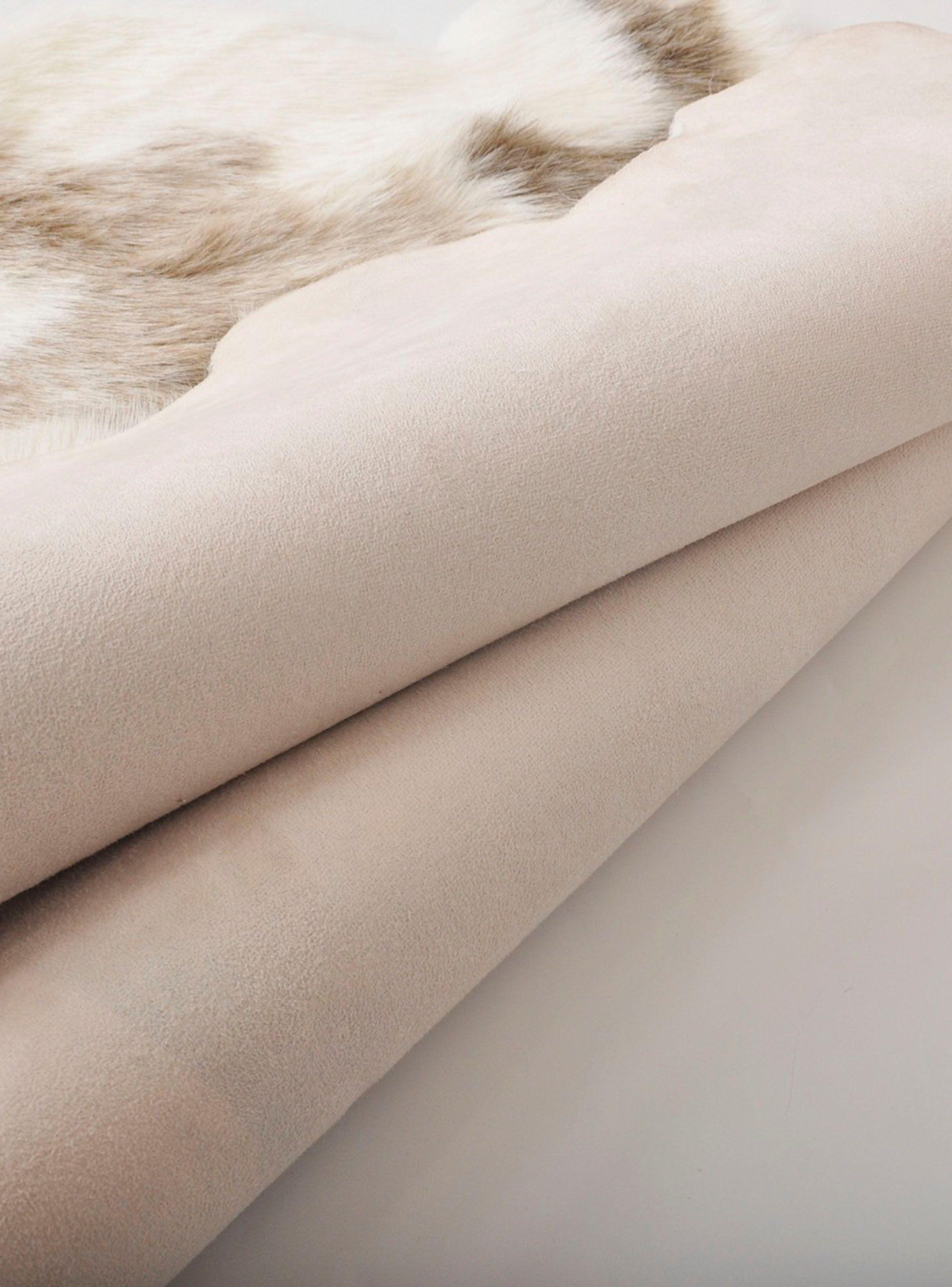 Bajada de Cama Piel Sintético Venado Beige 90 x 115 cm-4