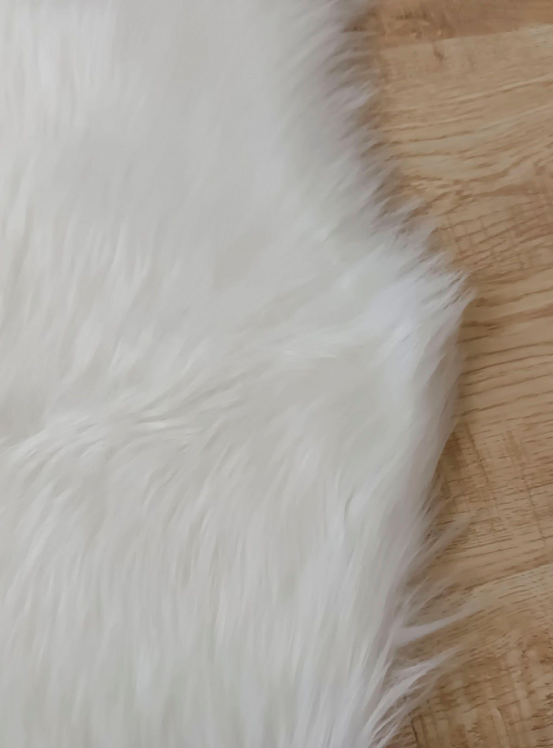 Bajada Cama Oveja Blanco Asimétrica 60 x 90 cm-4