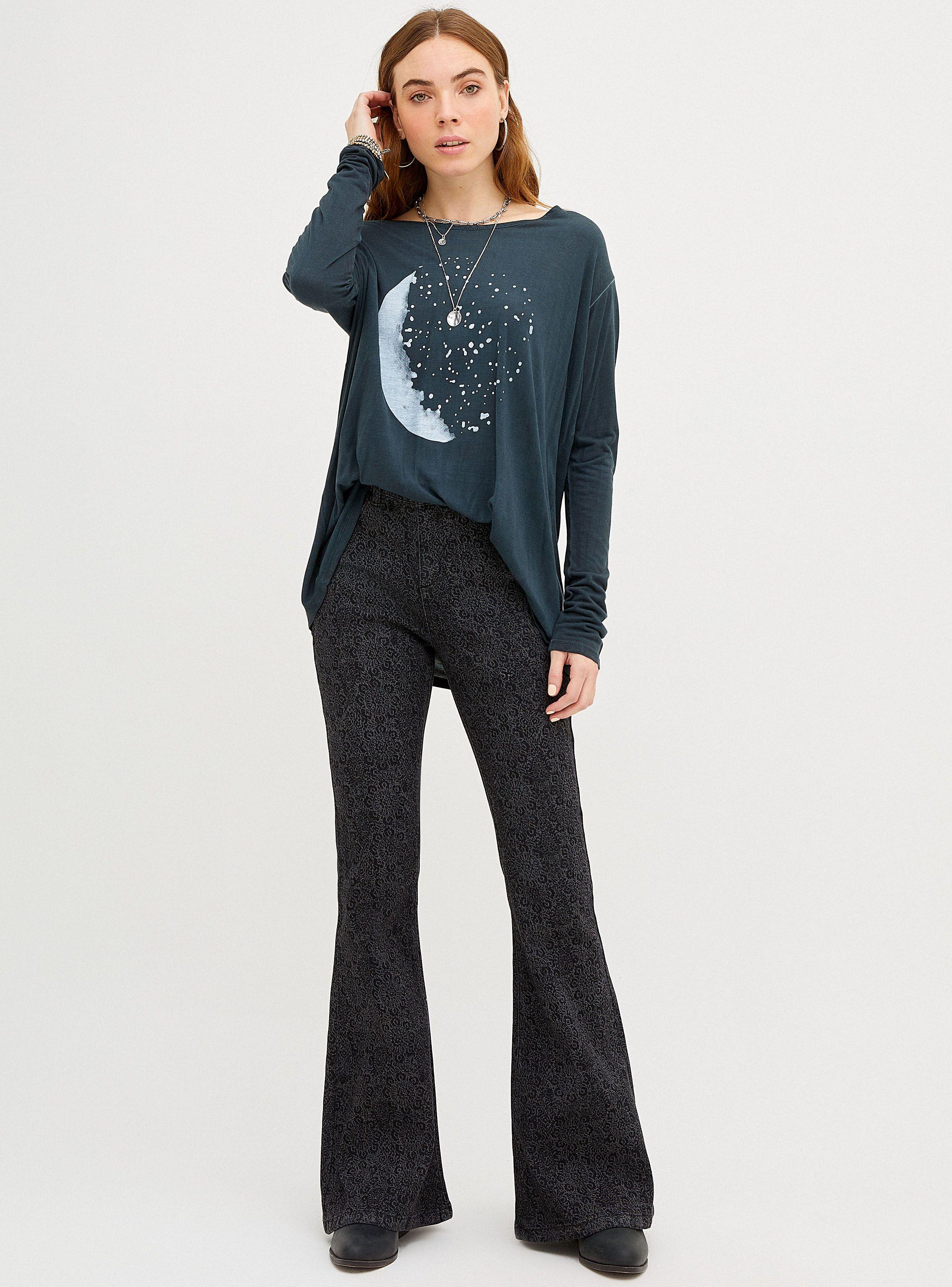 Polera Fit Holgado Print Focalizado-3