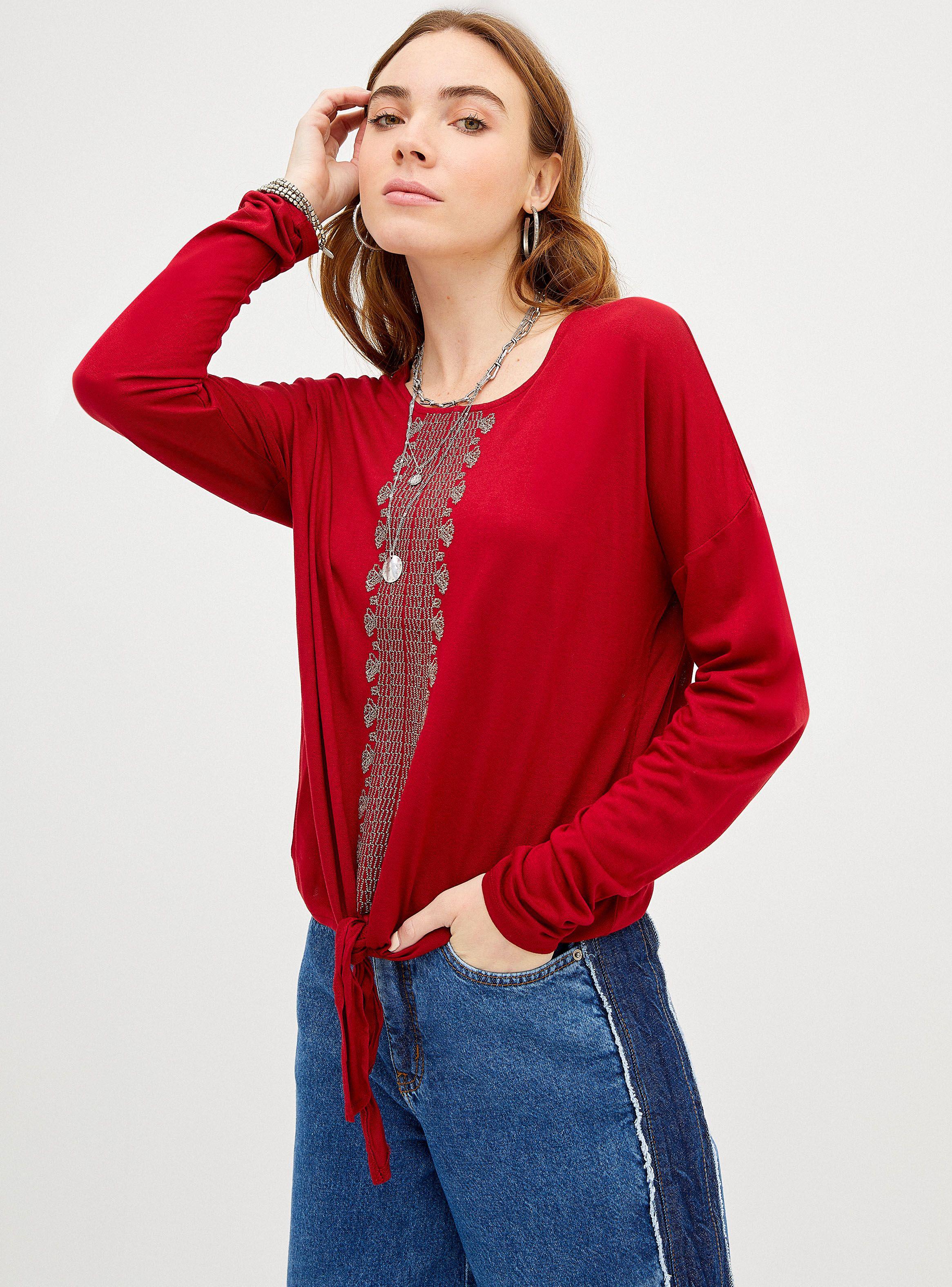 Polera Nudo en Ruedo y Bordado en Hilo de Luex en el Centro-0