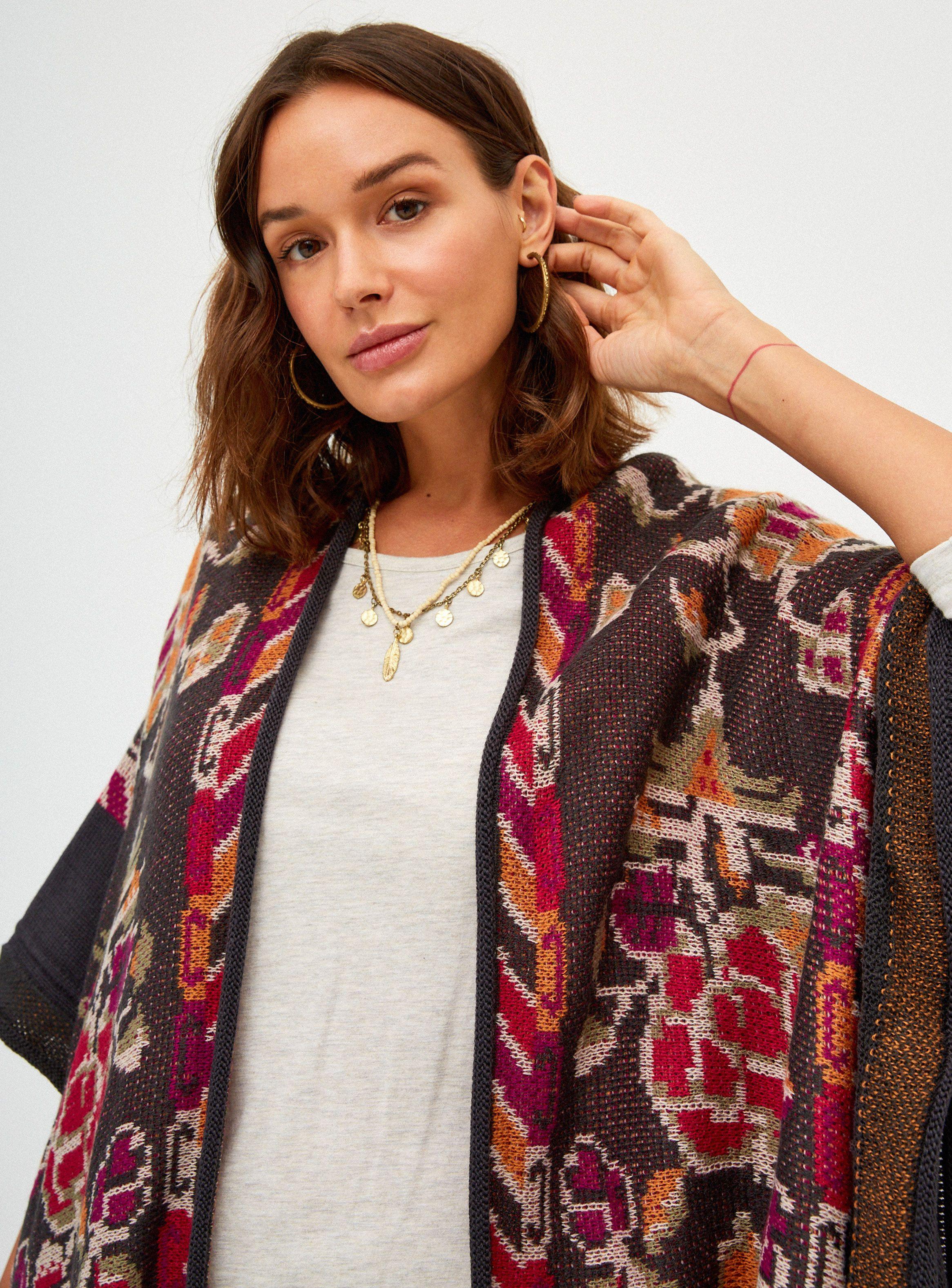 Cardigan Poncho Tejido Jacquard-2
