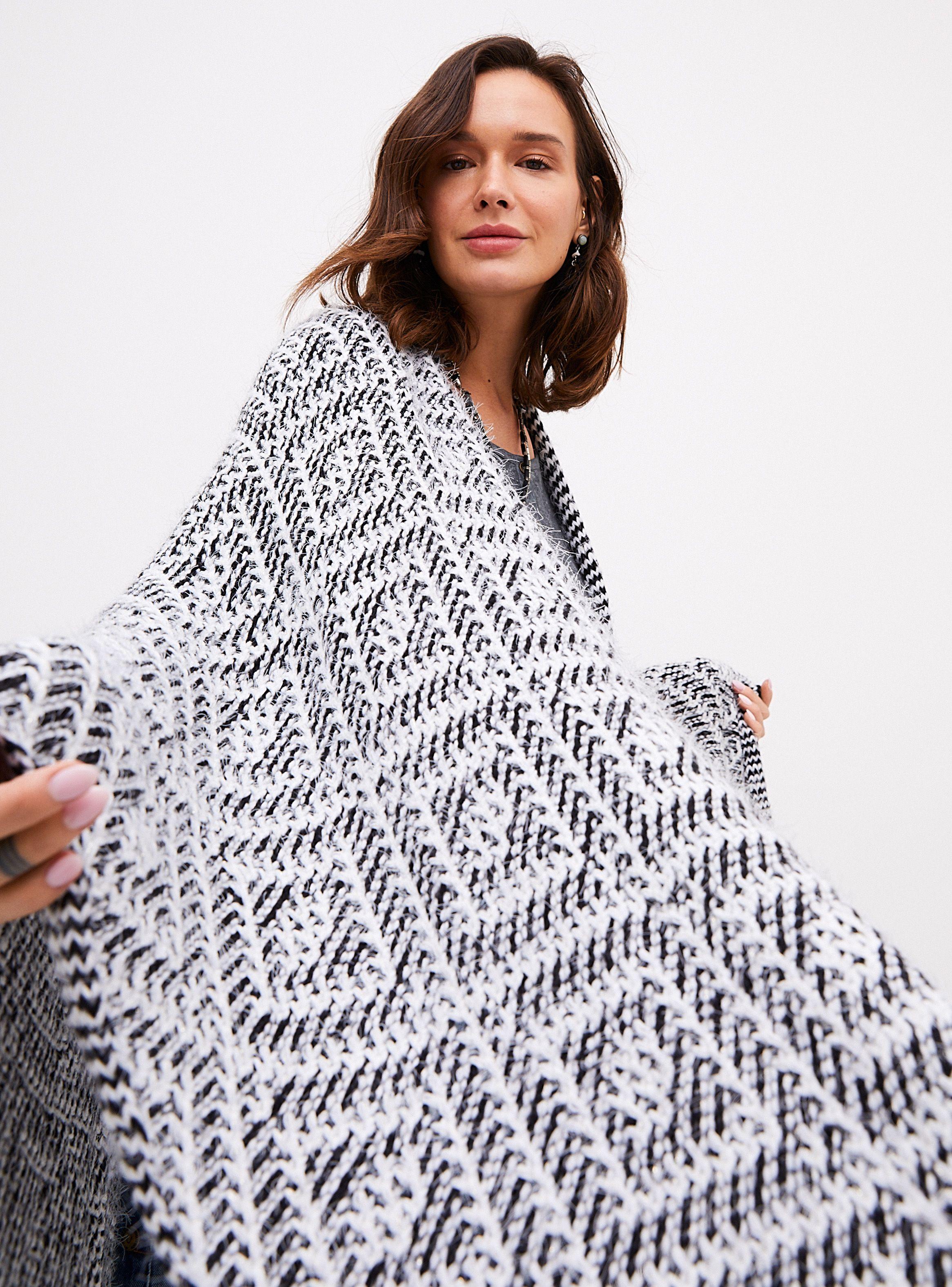 Ruana Rombos con Lurex-2
