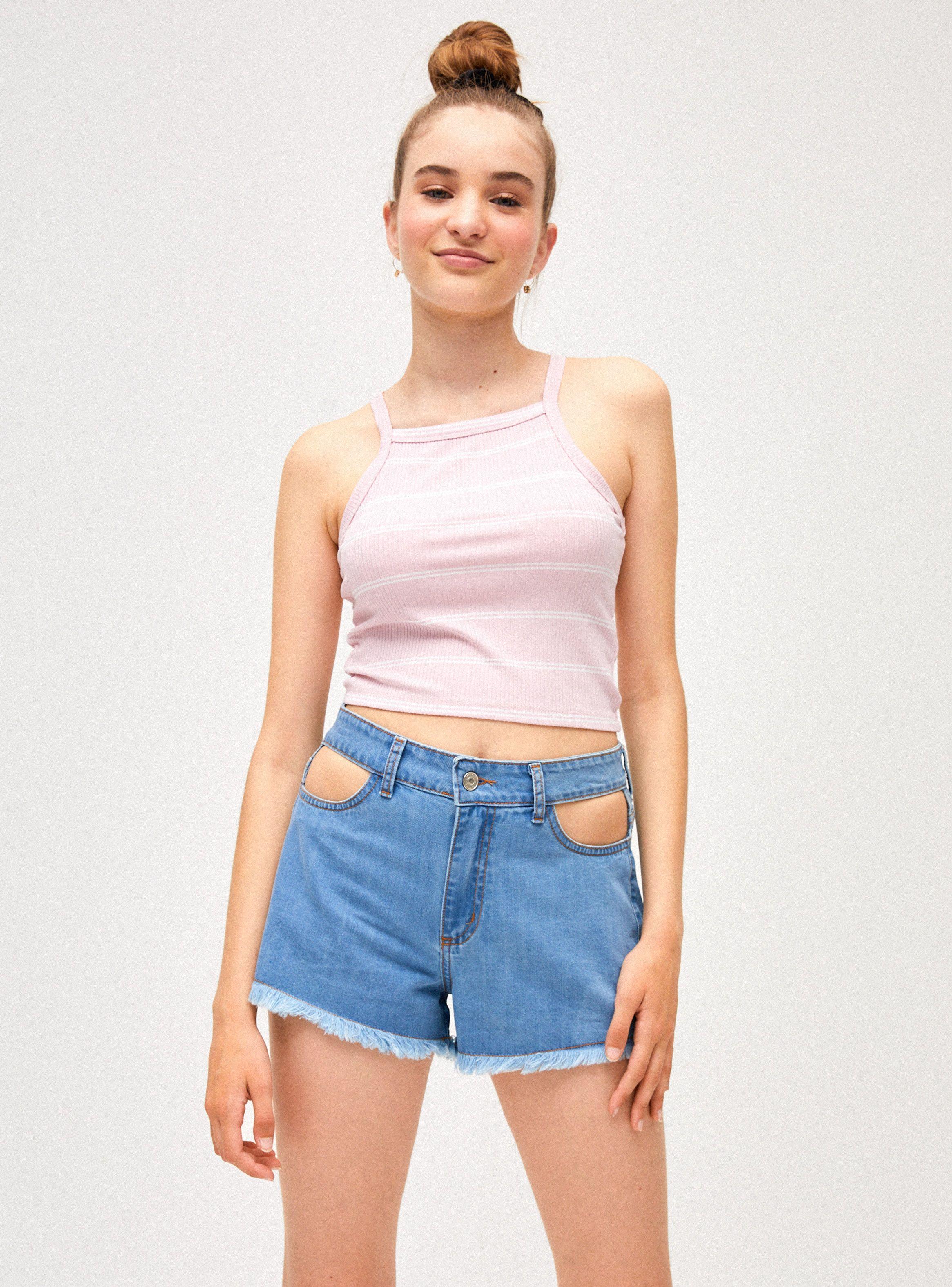 Short Denim Cortes en Caderas-0