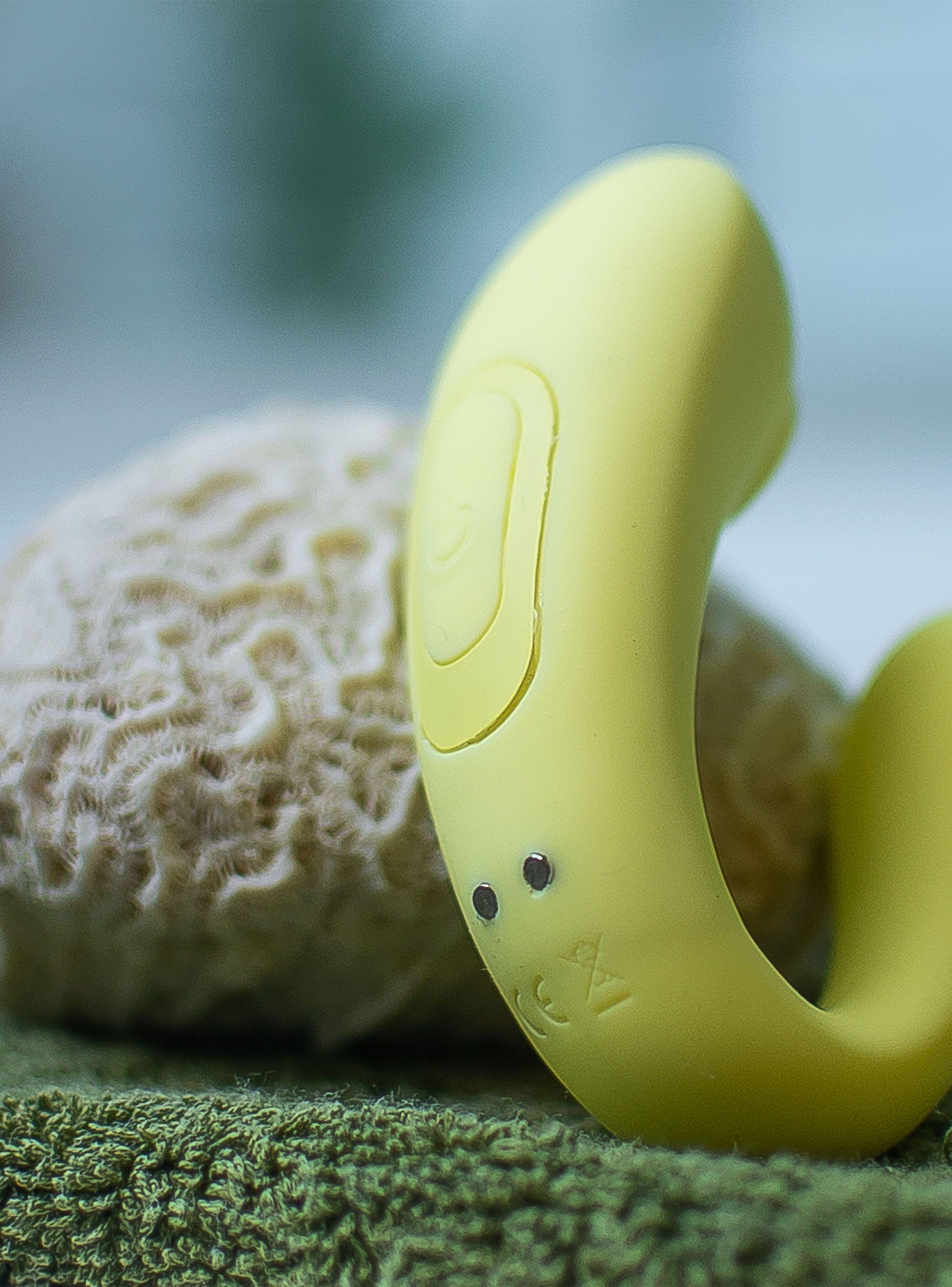 Venus Masajeador Íntimo Vibrador y Efecto Succionador-3