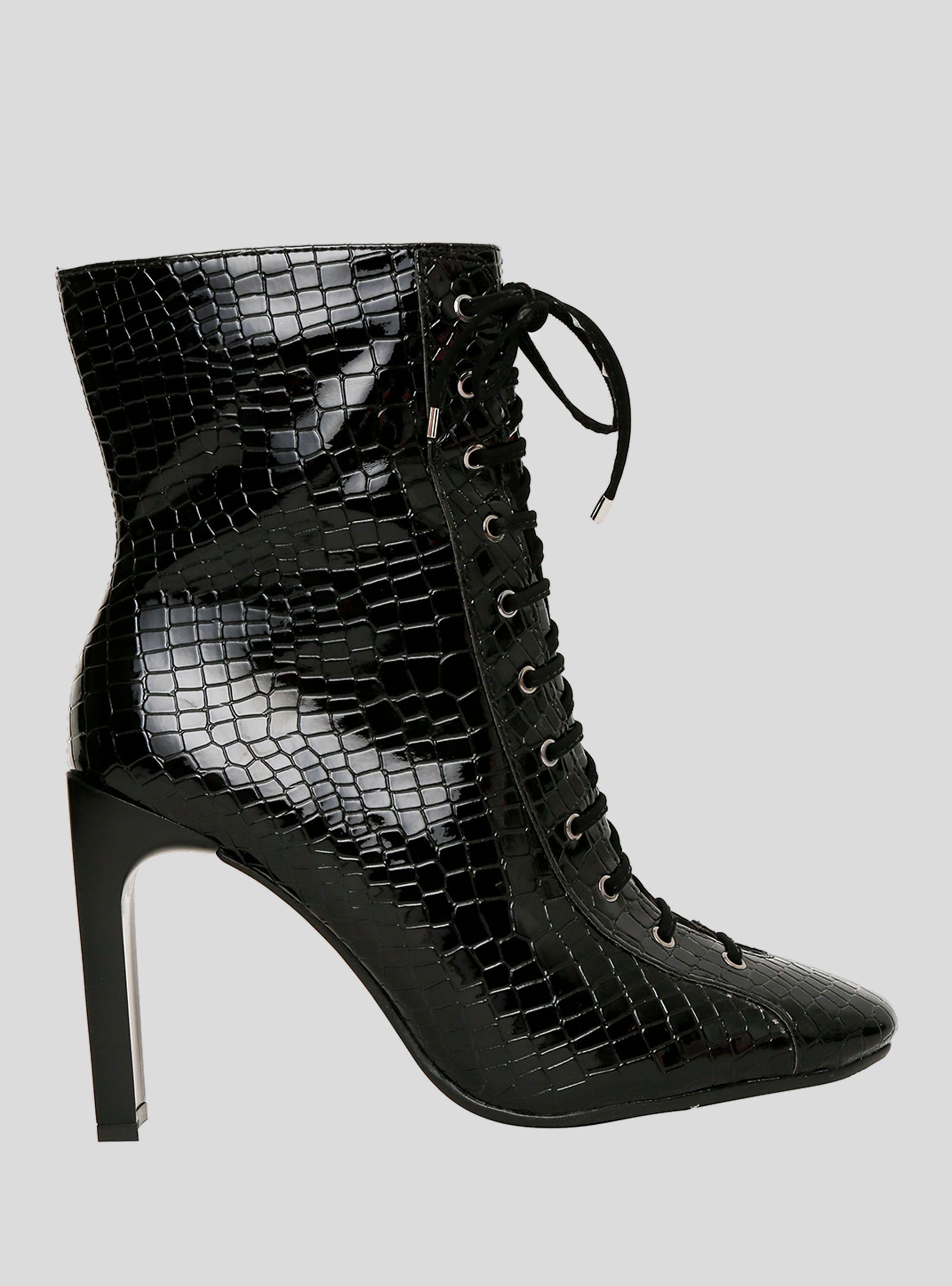 Bota Unique Bucanera Aim High Charol Negro-0