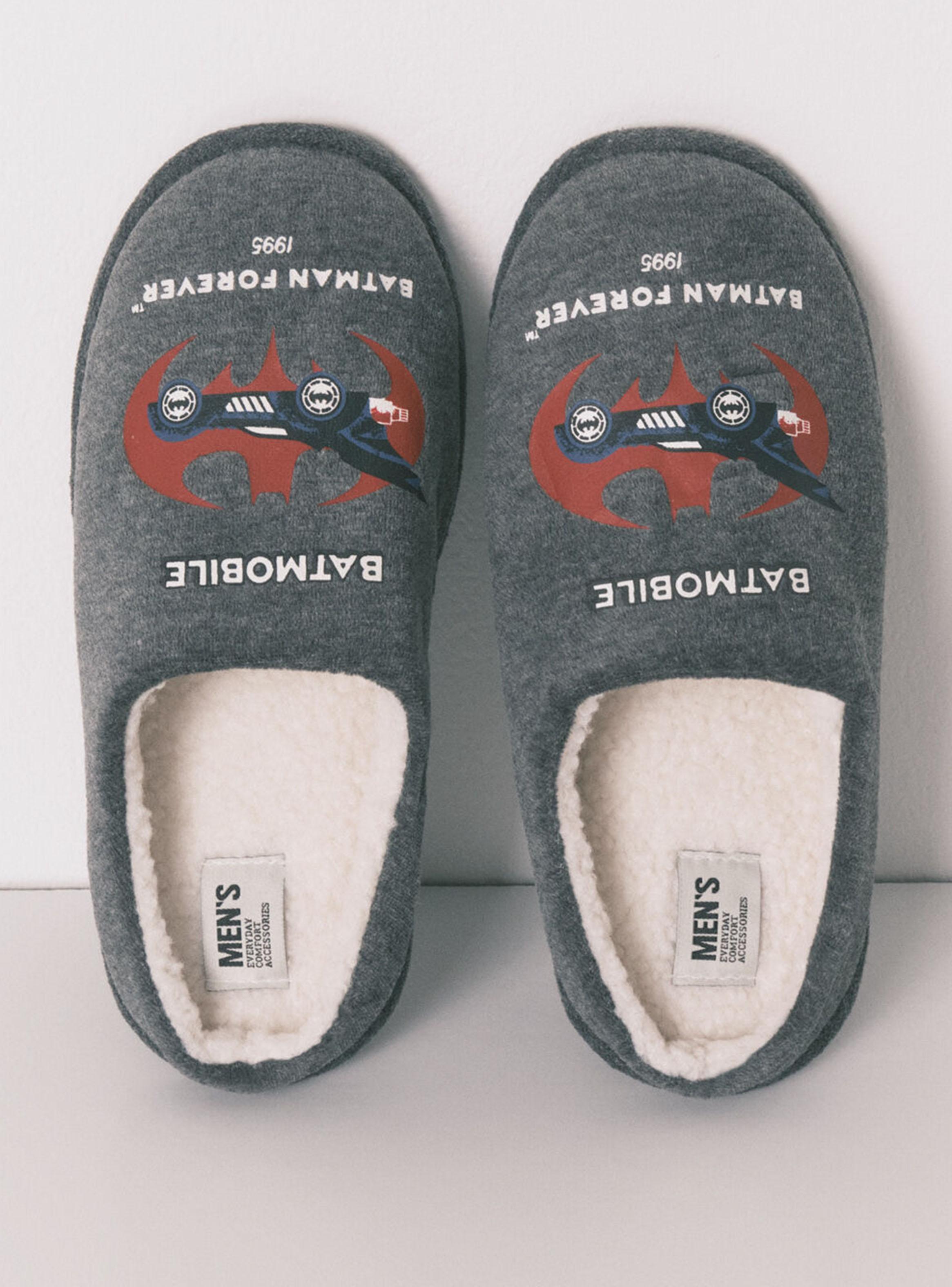 Pantuflas Casa Batman-0