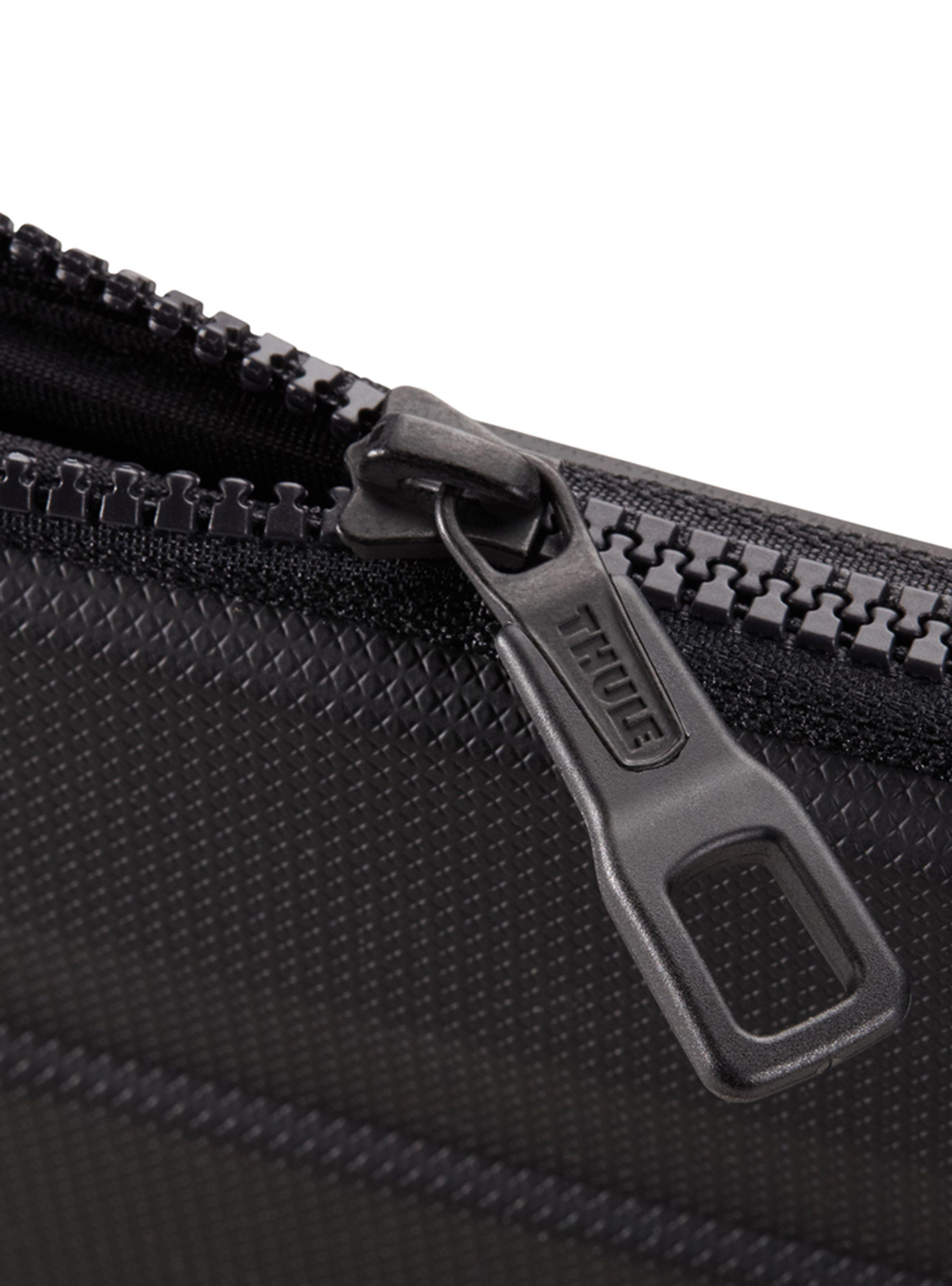 Funda Gauntlet para MacBook 13" Negra-4