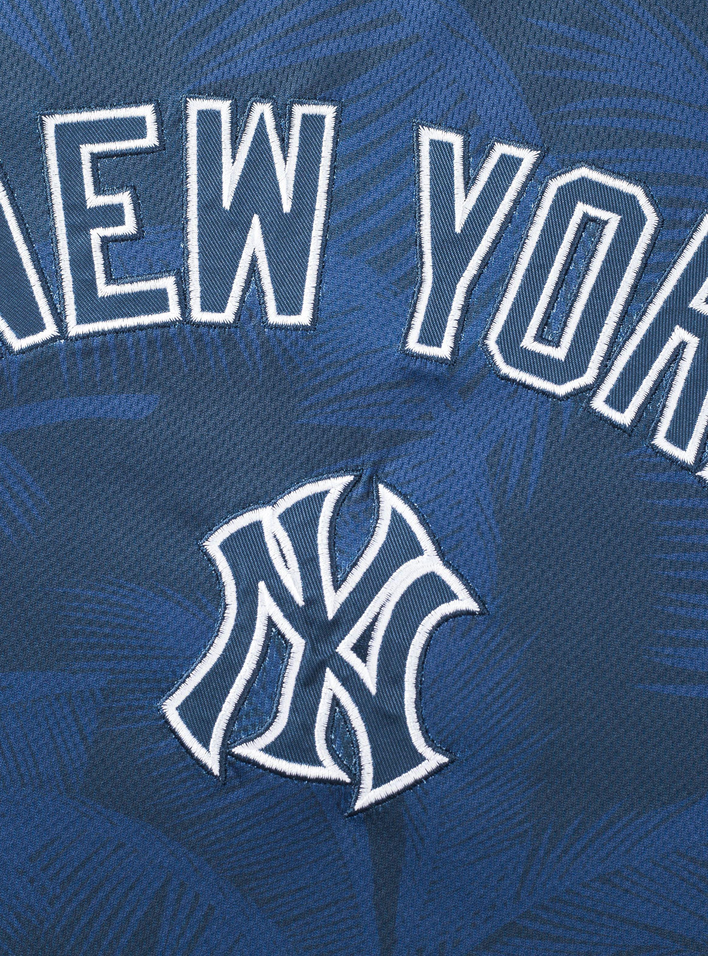 Camiseta Sin Mangas Tropical Vibes 1-2