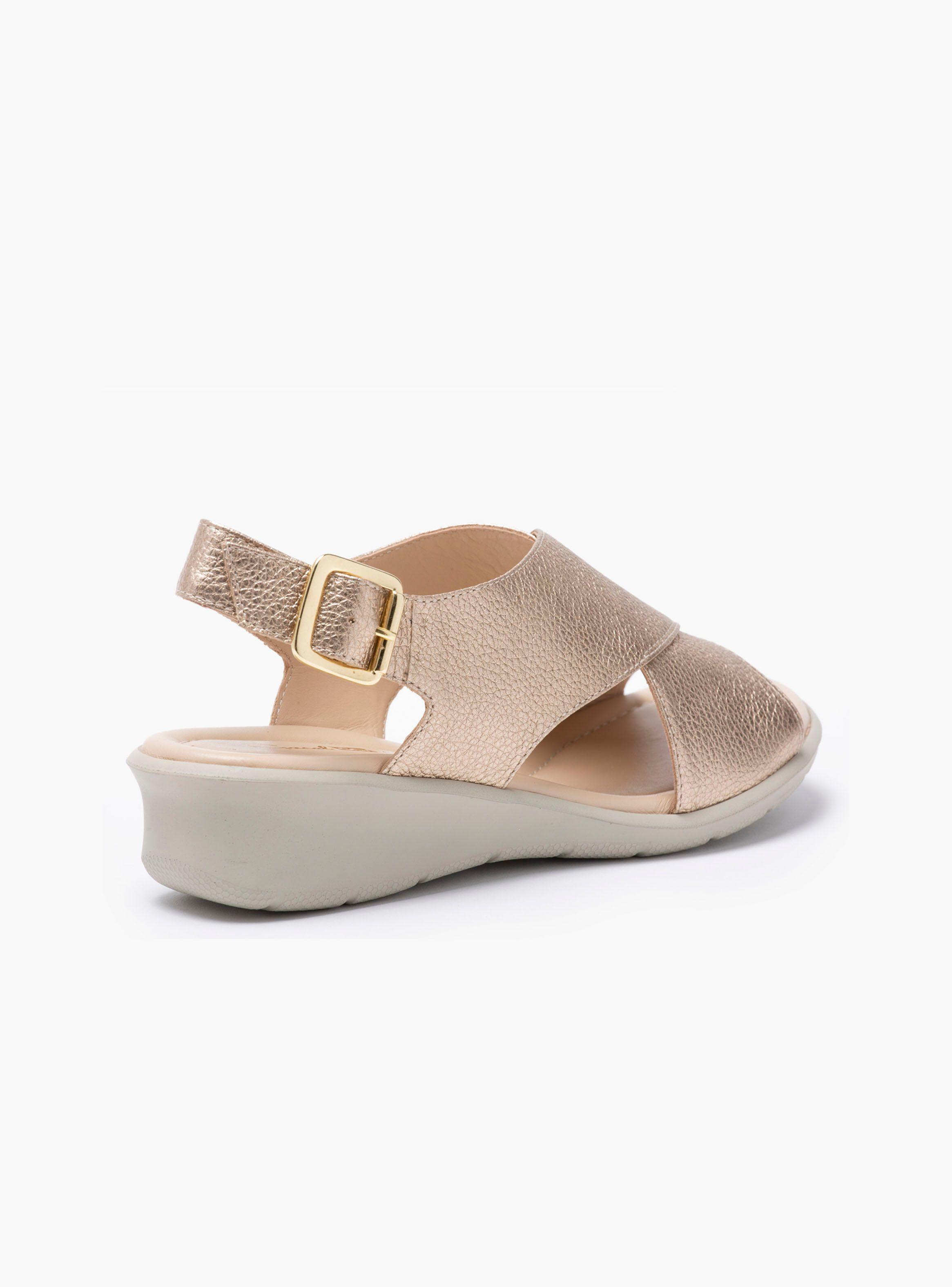 Sandalia Gacel Melissa Plataforma Dorado Mujer-3